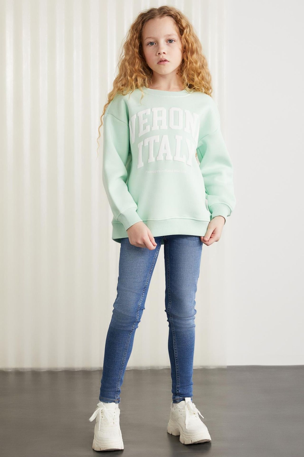 GRIMELANGE Relaxed Crew Neck Sweatshirt 2
