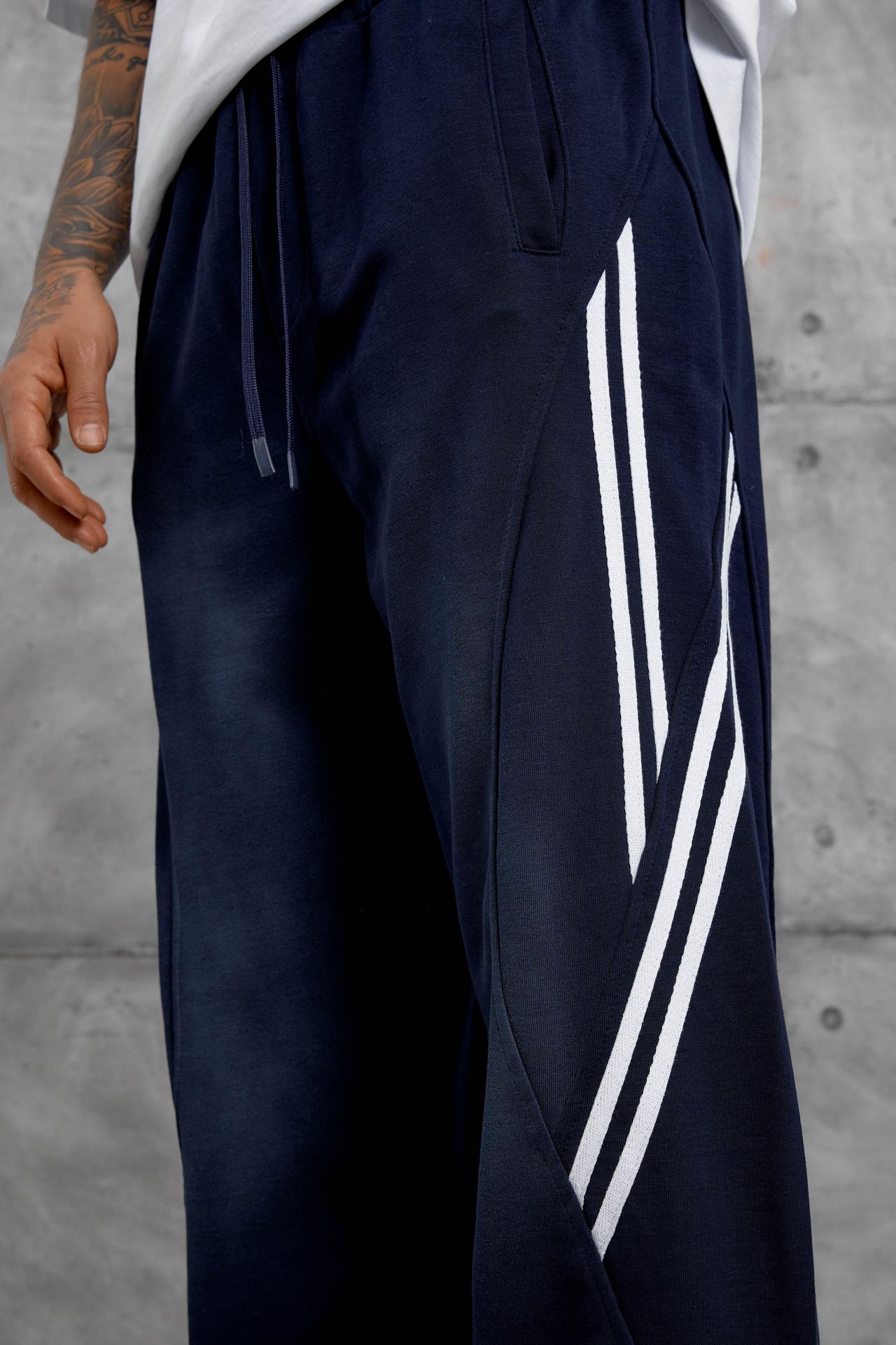 NOMARC Çizgili Bol Geniş Paça Jogger Pantolon 4
