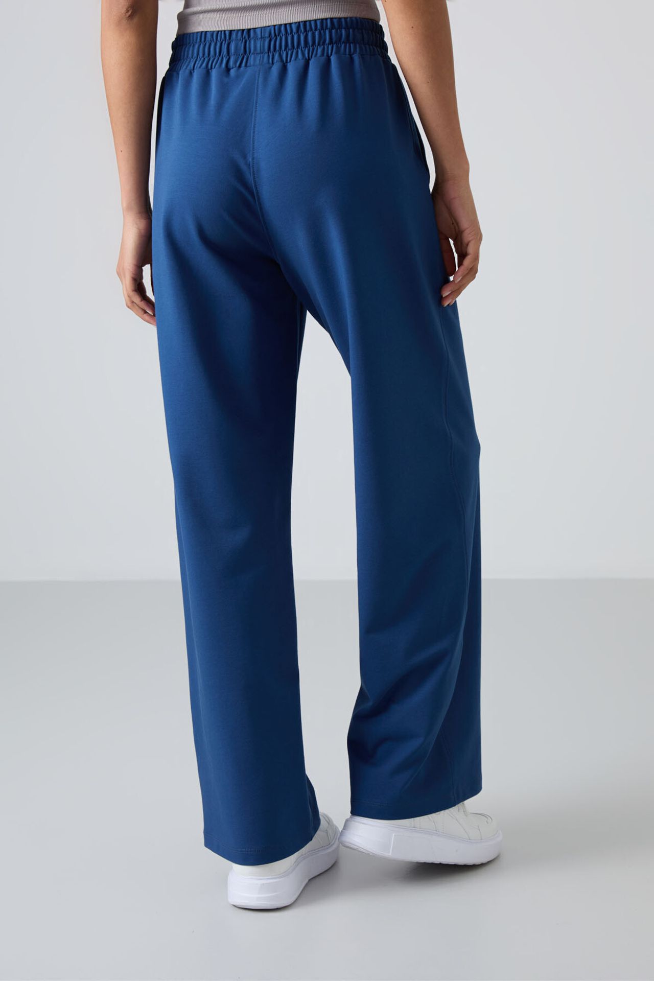 TOMMY Wide-Leg Pull-On Sweatpants 5