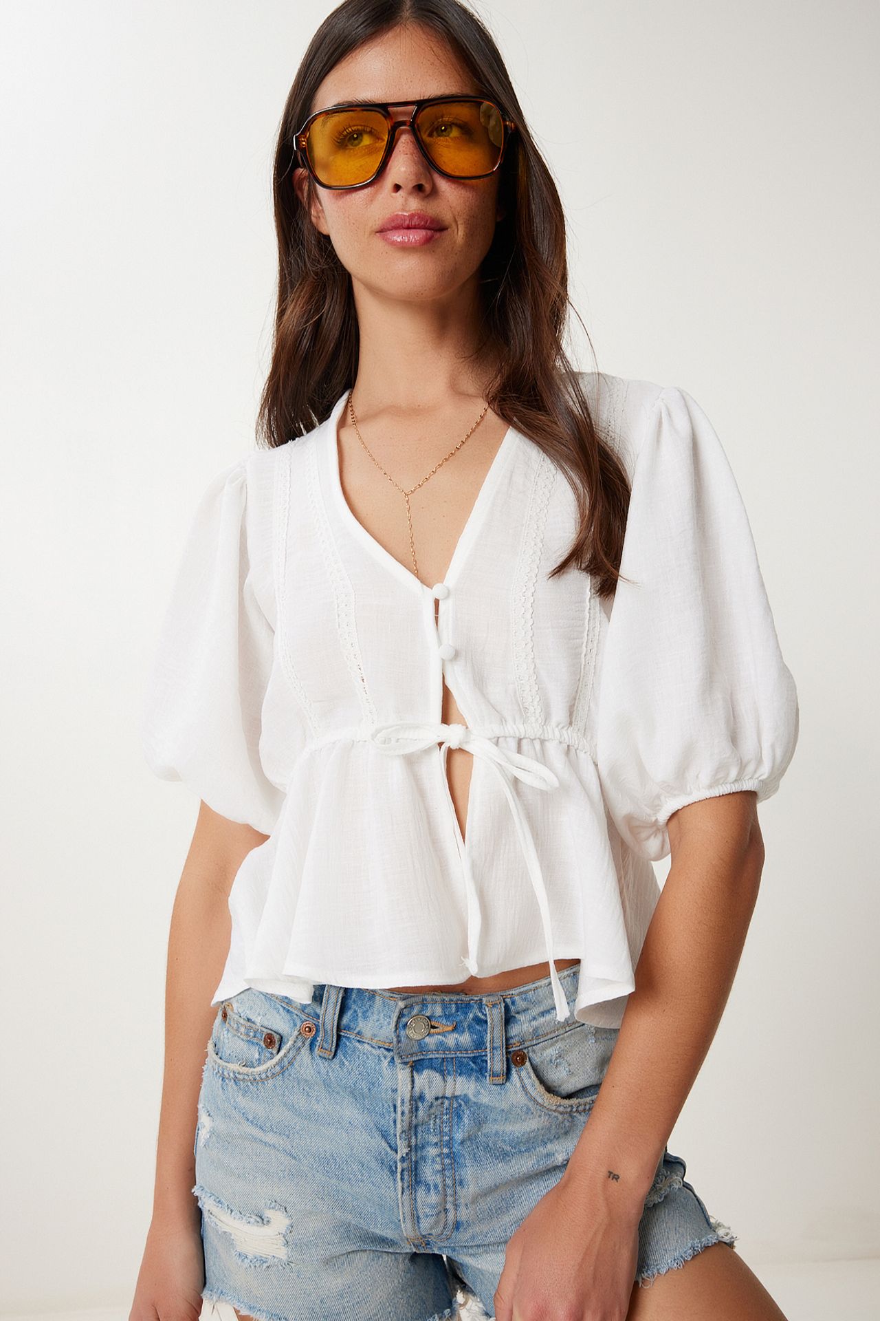 ISTANBUL V-Neck Short Sleeve Lace Blouse with Drawstring 3