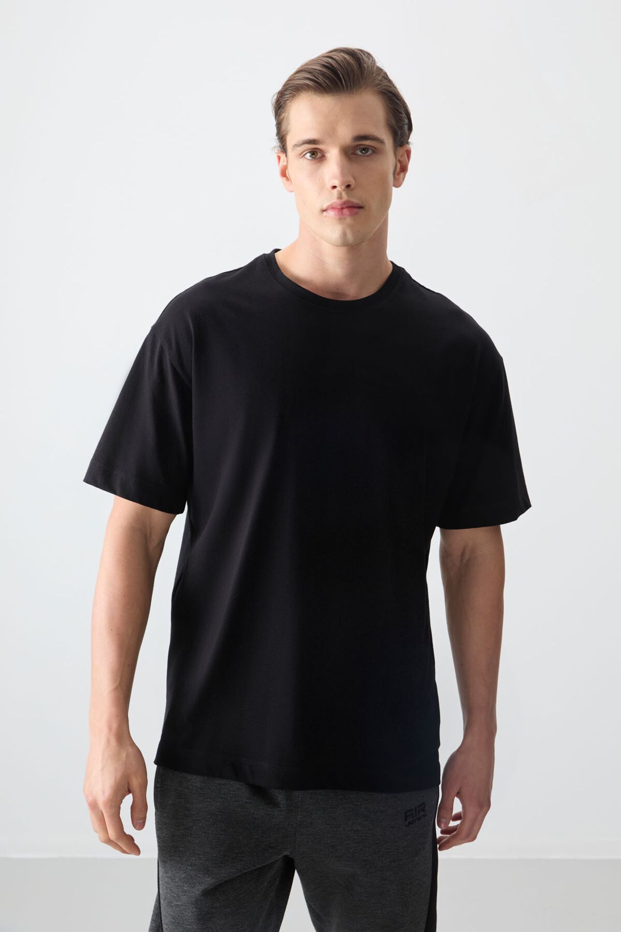 TOMMY Oversized Cotton Crew Neck T-Shirt 2