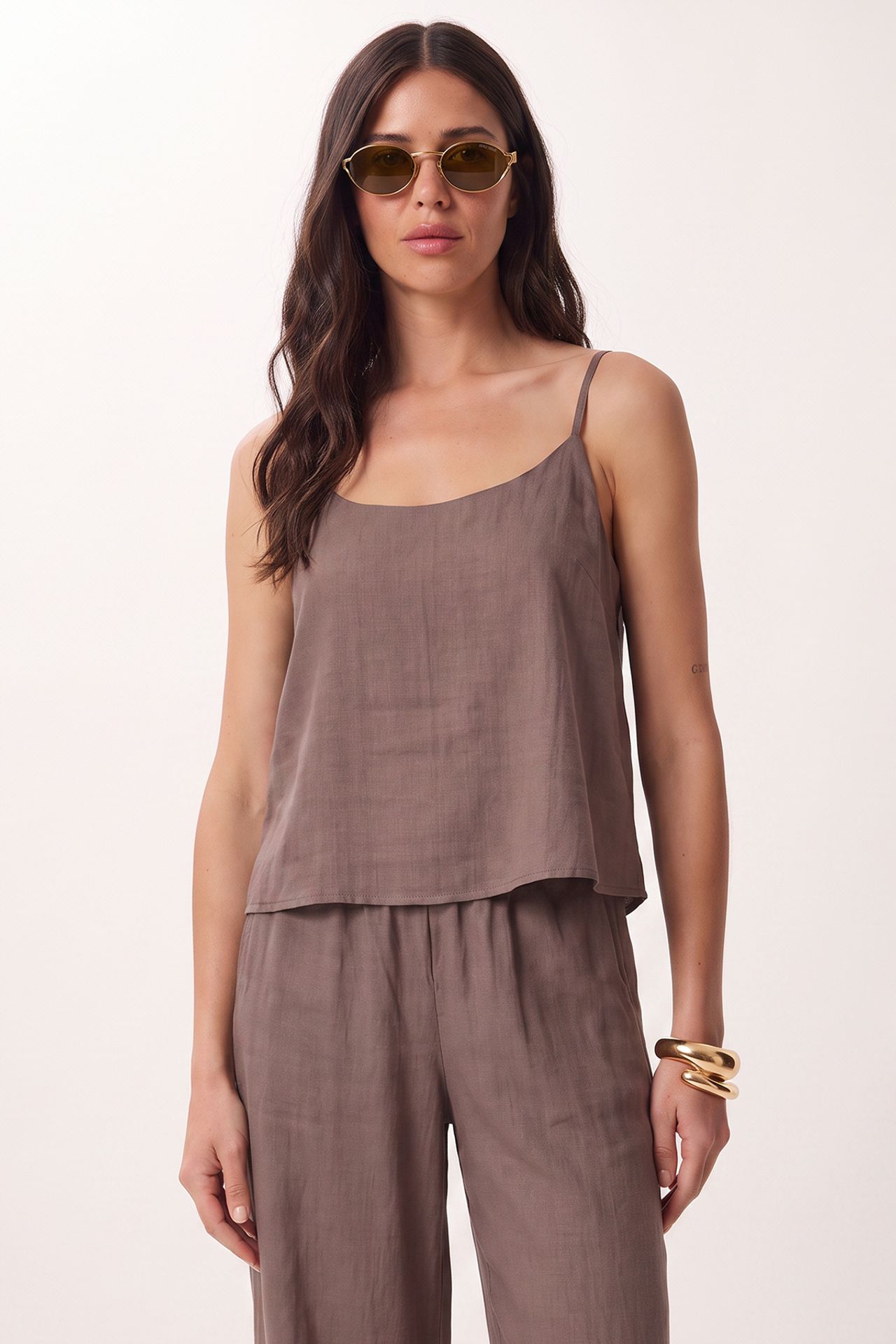 ISTANBUL V-Neck Sleeveless Two-Piece Coord Set with Wide Leg Pants 3