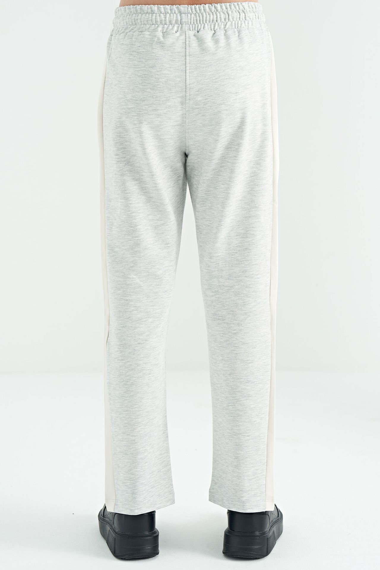 TOMMY Youth Unisex Cotton Blend Pants 4