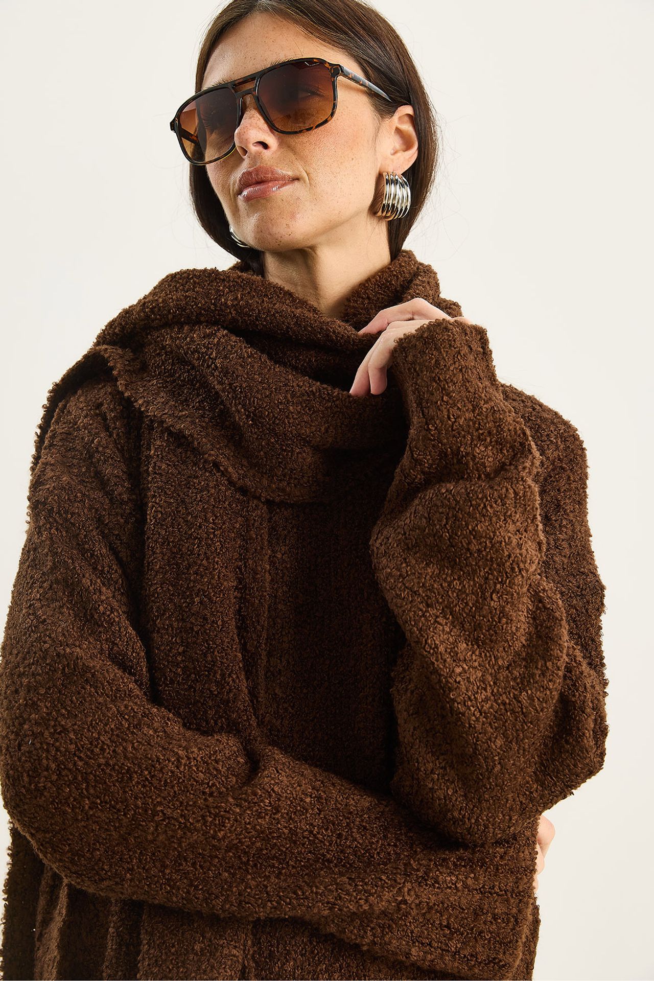 LUCCI Oversize Ribbed Knit Two-Piece Set 5