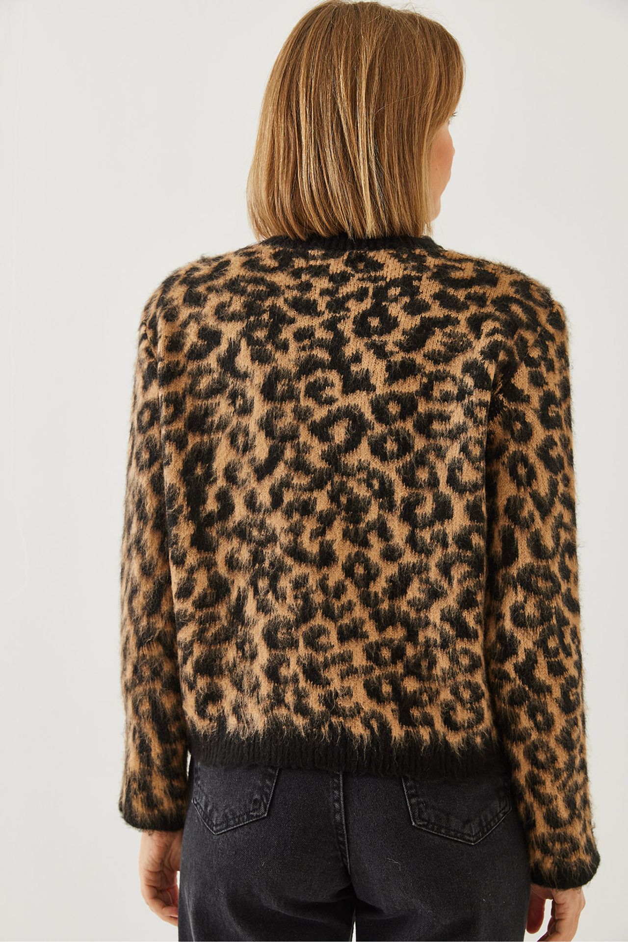 LUCCI Thick Ribbed Knitwear Cardigan with Leopard Print 4