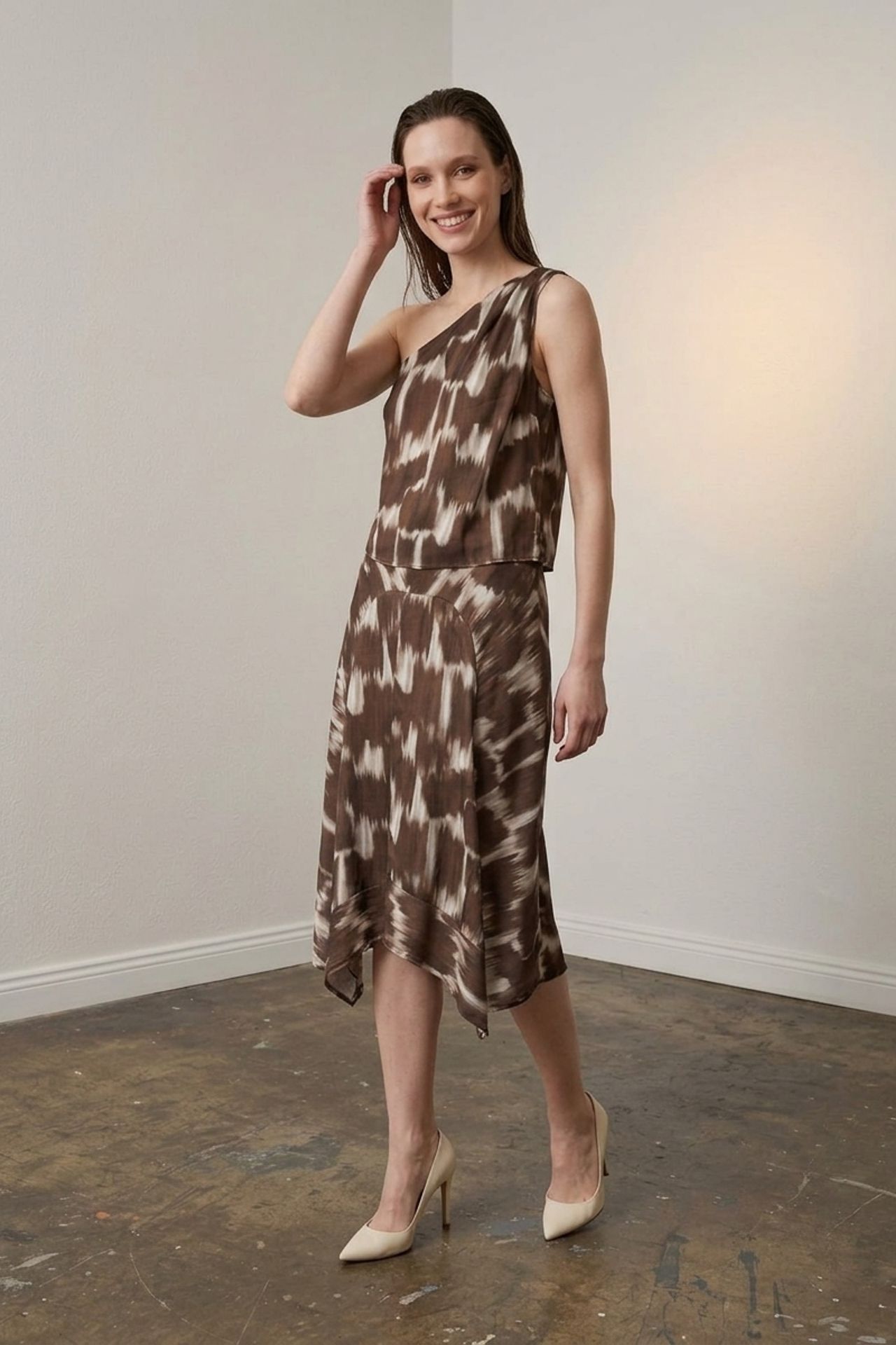 MY FASHION Asymmetrical Satin Blouse and Midi Skirt Set 3