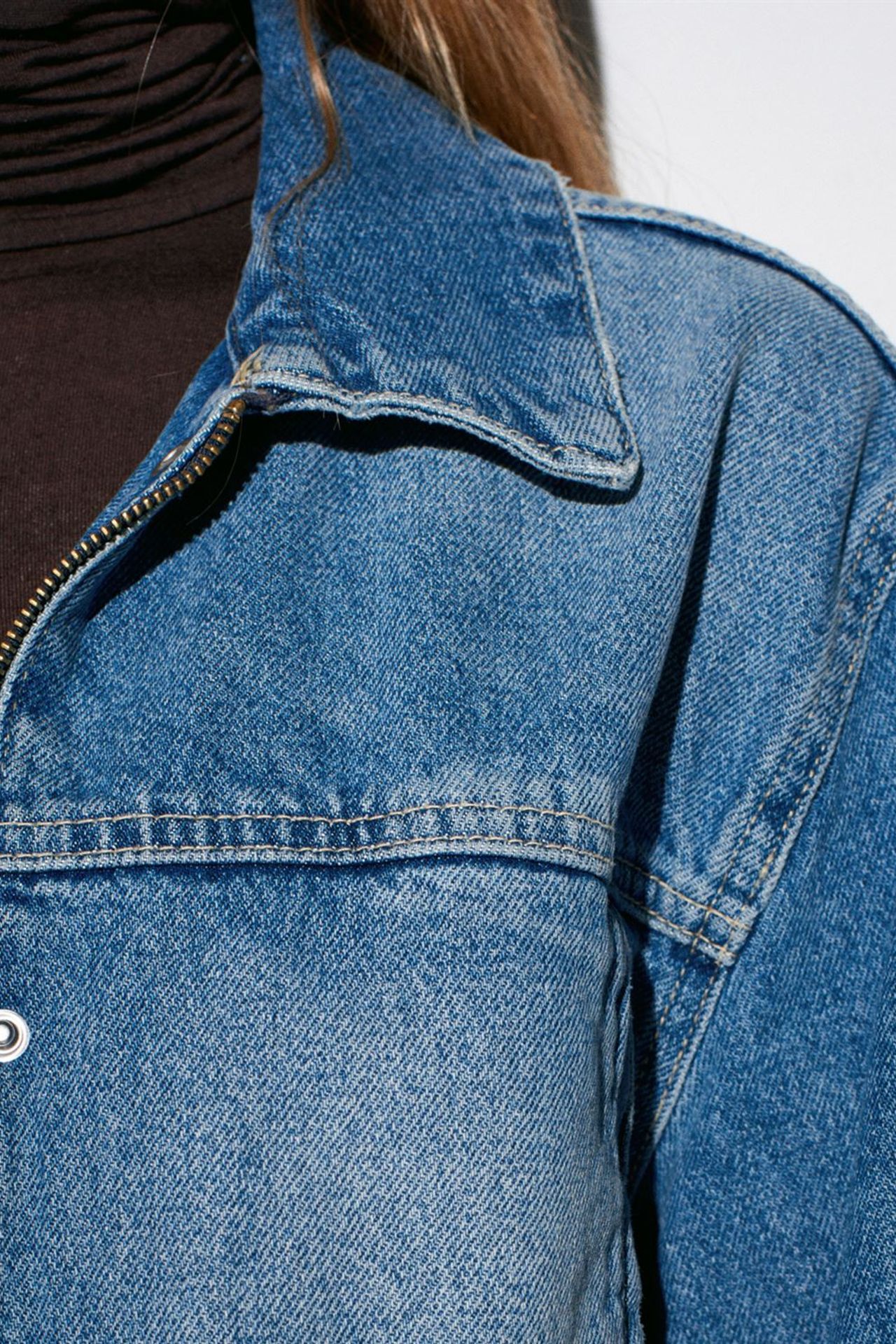 DILVIN Women’s Belted Denim Jacket