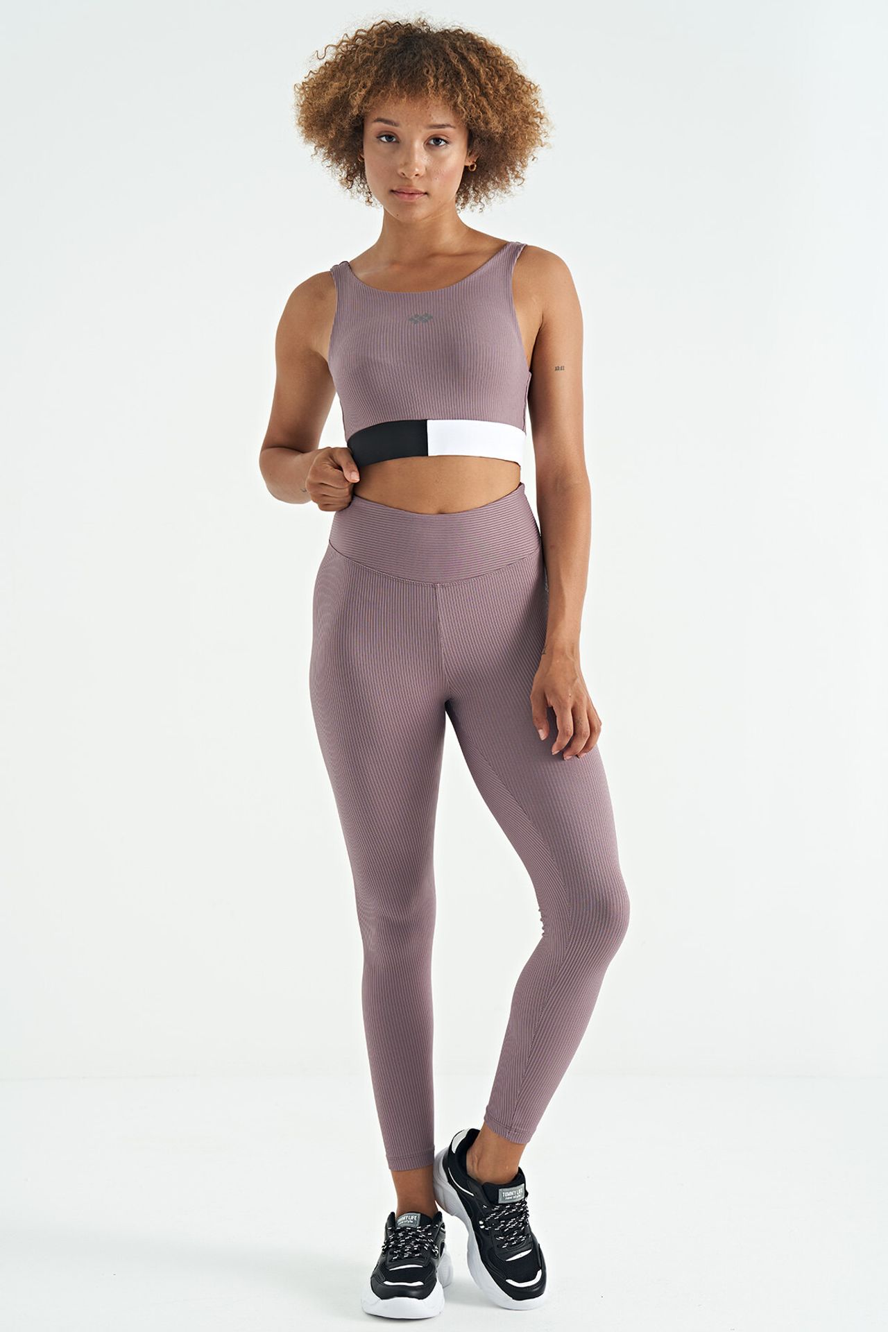 TOMMY Crop Sleeveless Color-block Sports Top 5