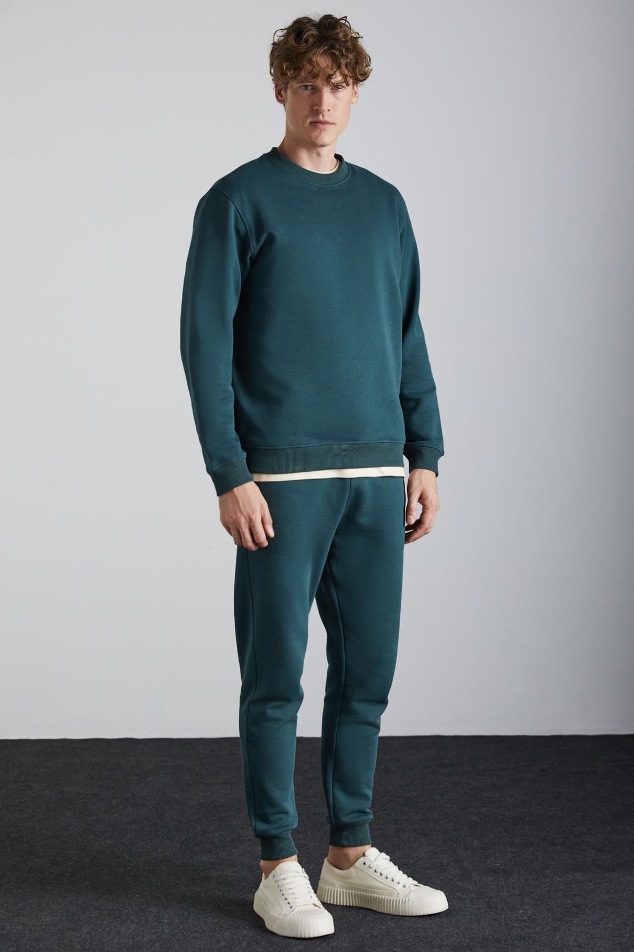 GRIMELANGE Tapered Elastic Waist Sweatpants 1