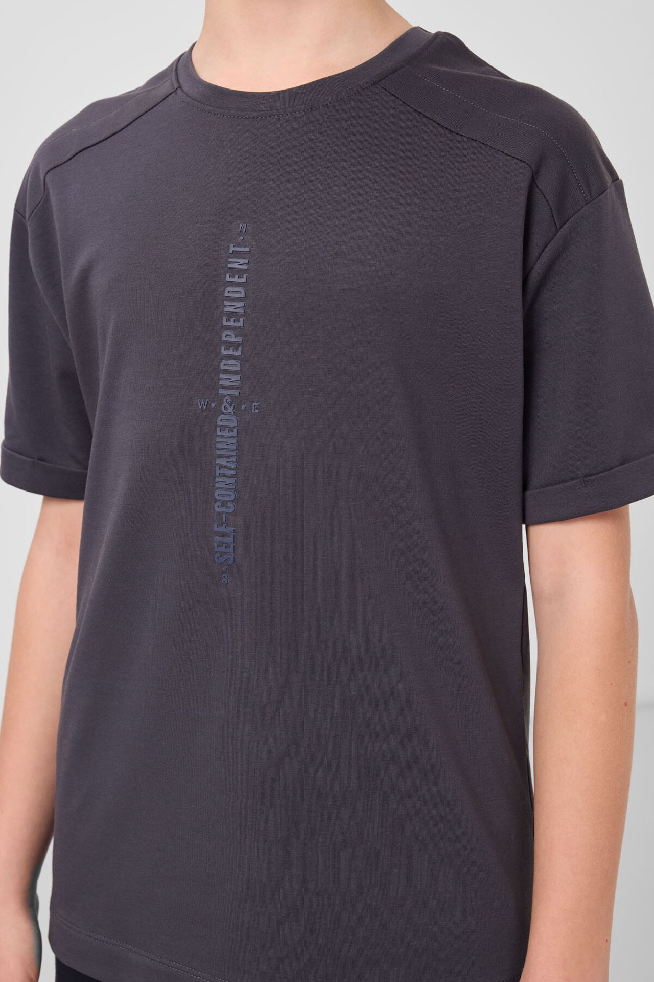TOMMY Youth Oversized Crew Neck T-Shirt 4