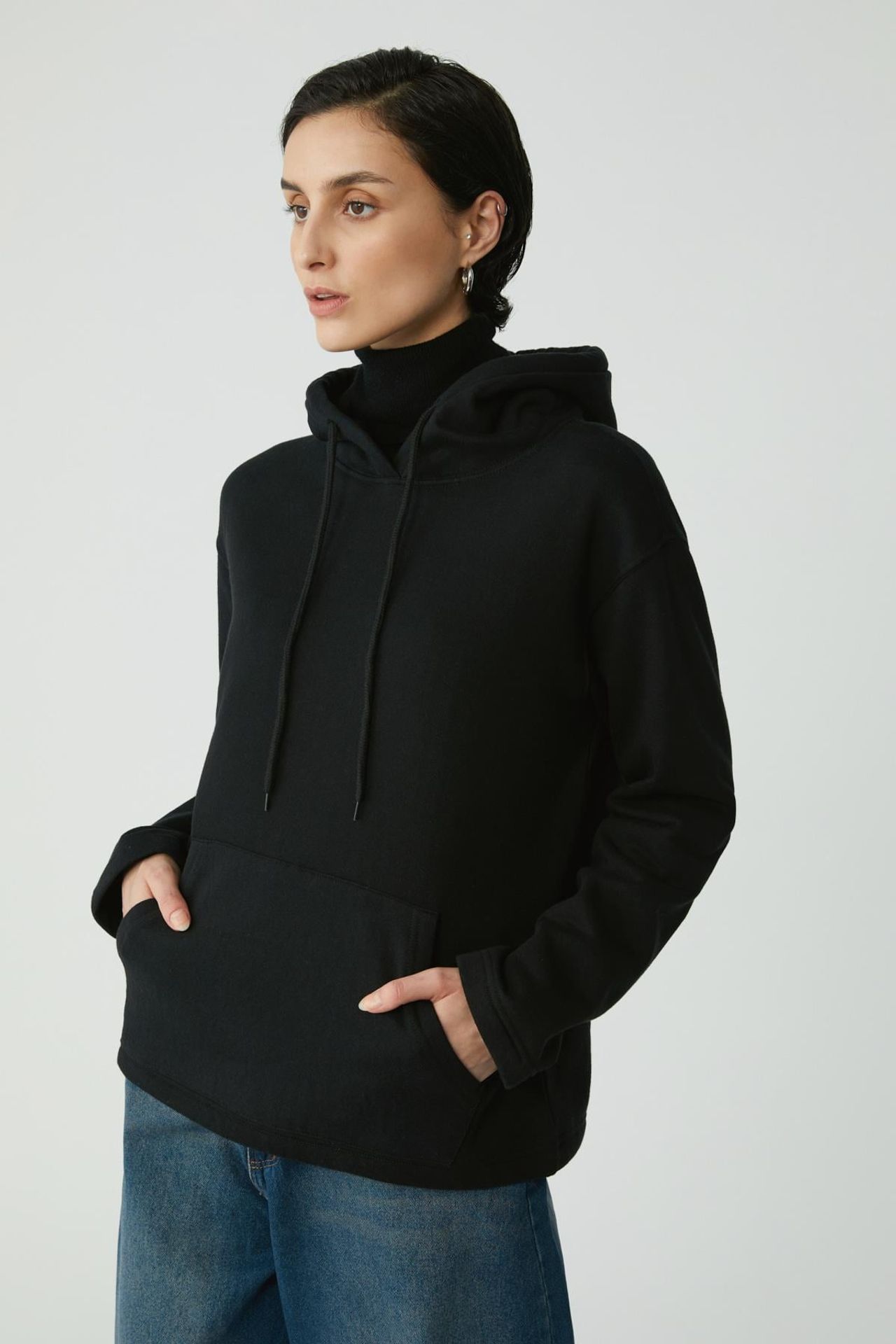 ETHIQUET Plain Hooded Pocket Hoodie 1