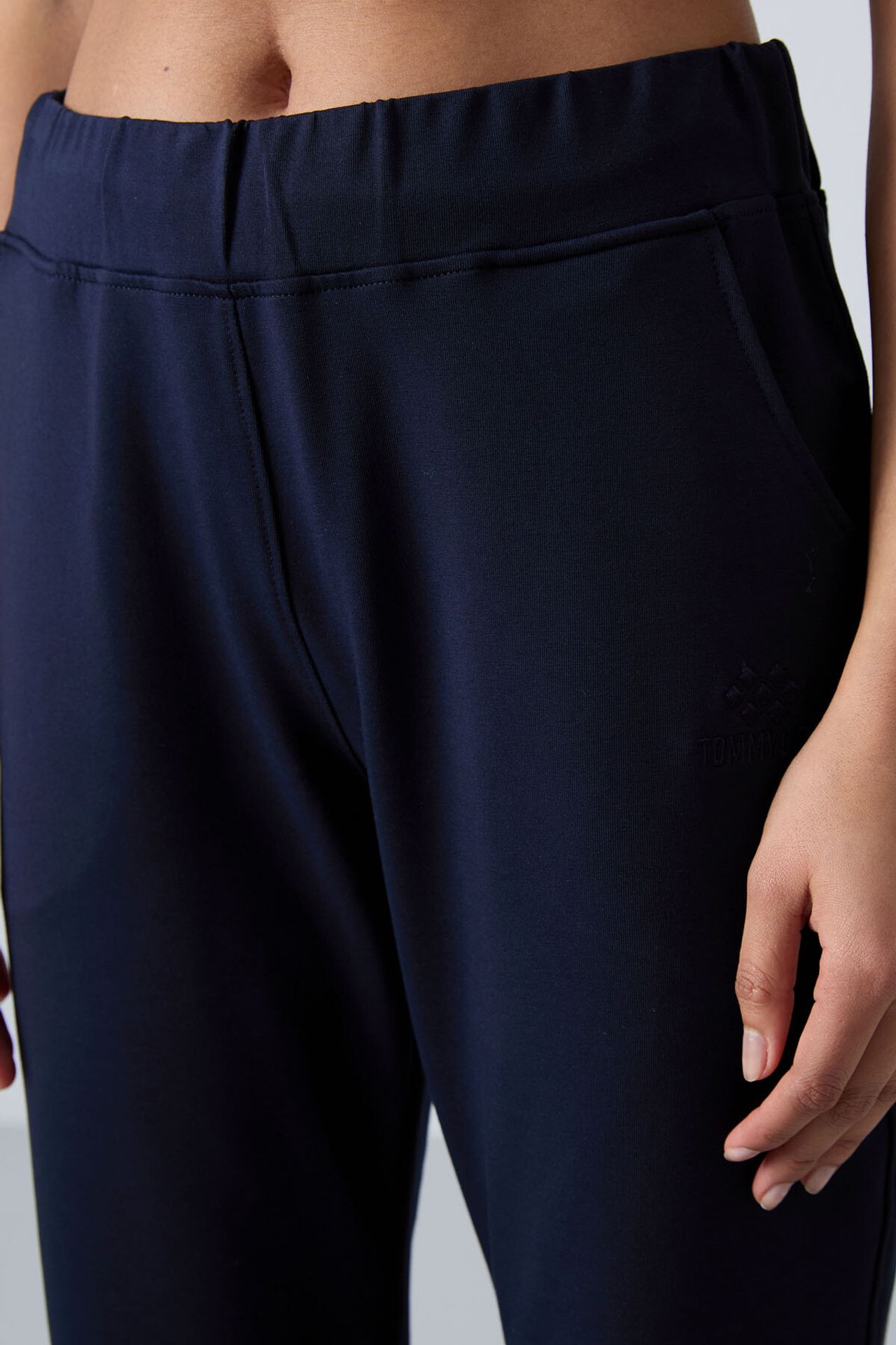TOMMY High-Waist Straight-Leg Sweatpants 5
