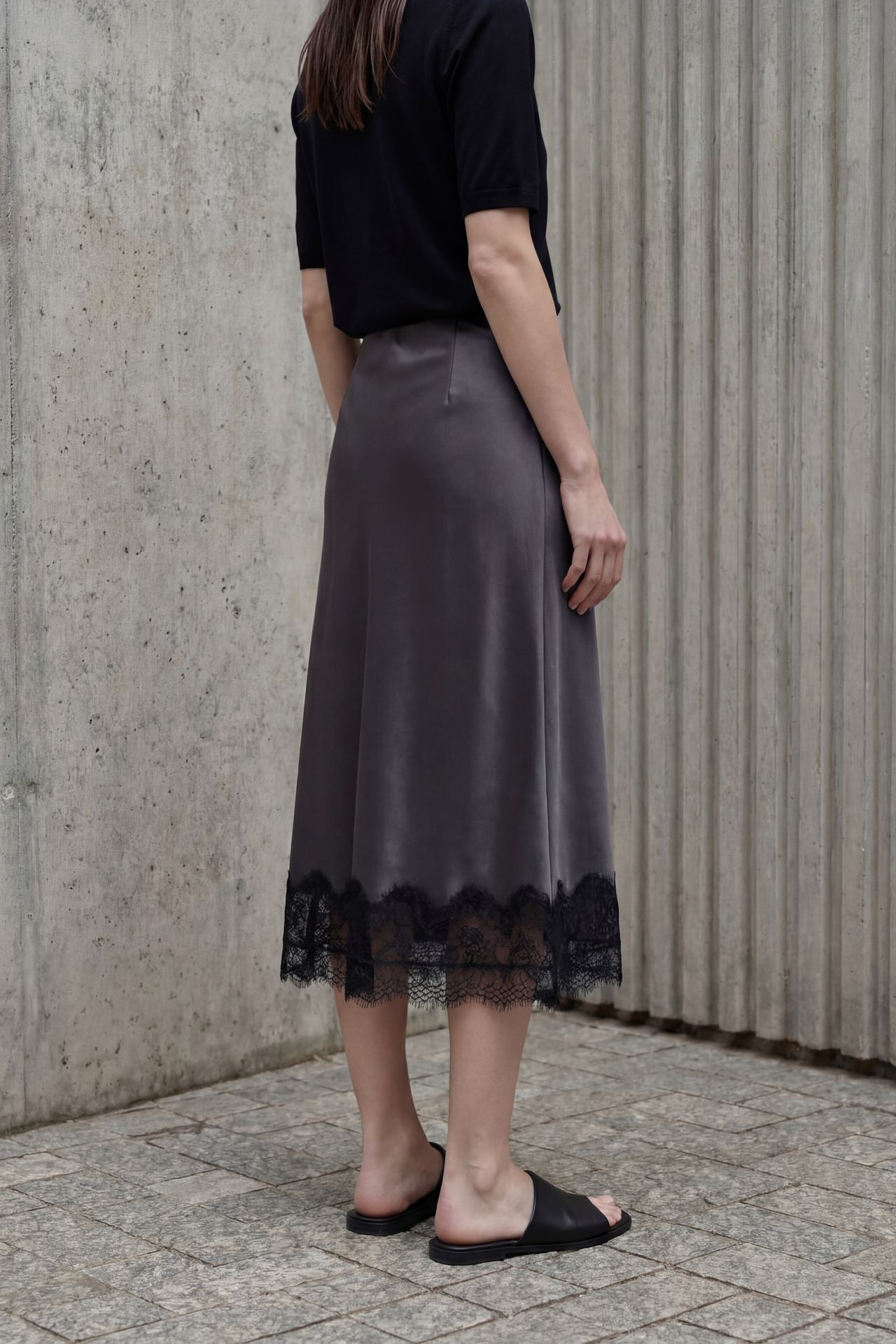 MY FASHION Lace Detailed Satin Midi Skirt 3