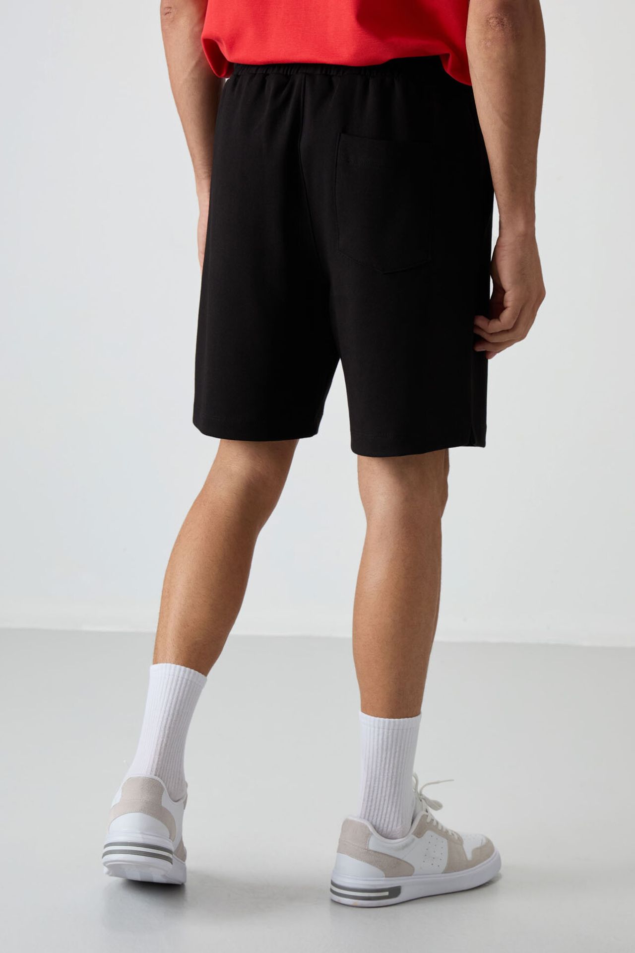 TOMMY Men's Drawstring Comfort Sweat Shorts 5