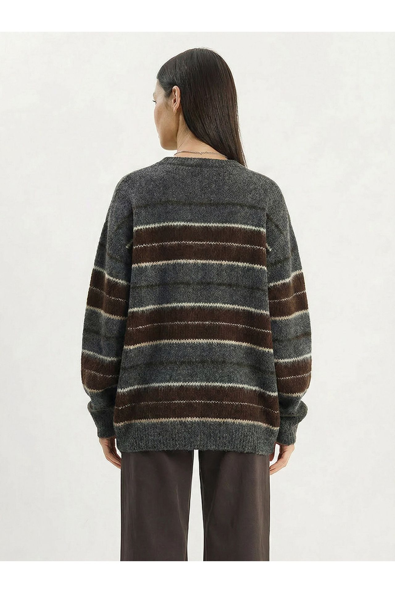LUCCI Striped Knit Crew Neck Sweater 5
