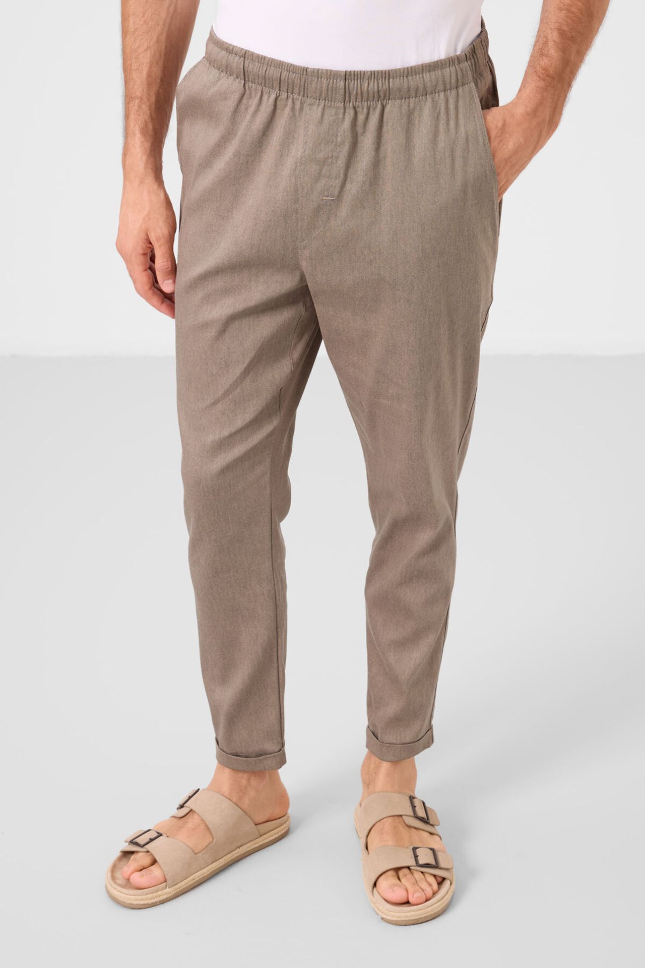 TOMMY Men's Straight-leg Gabardine Chinos 2
