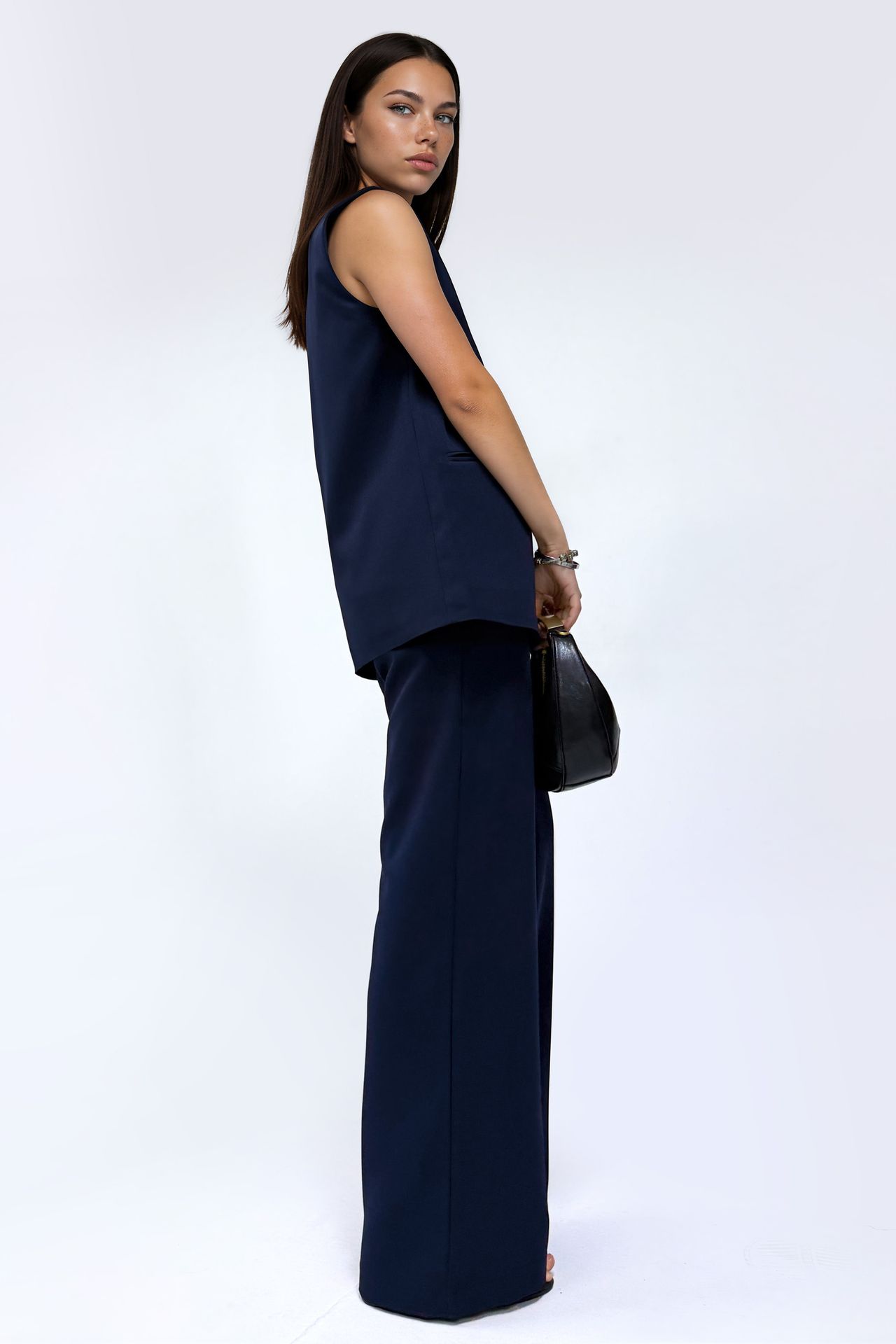 BDART Long V-Neck Buttoned Smart Waistcoat 2