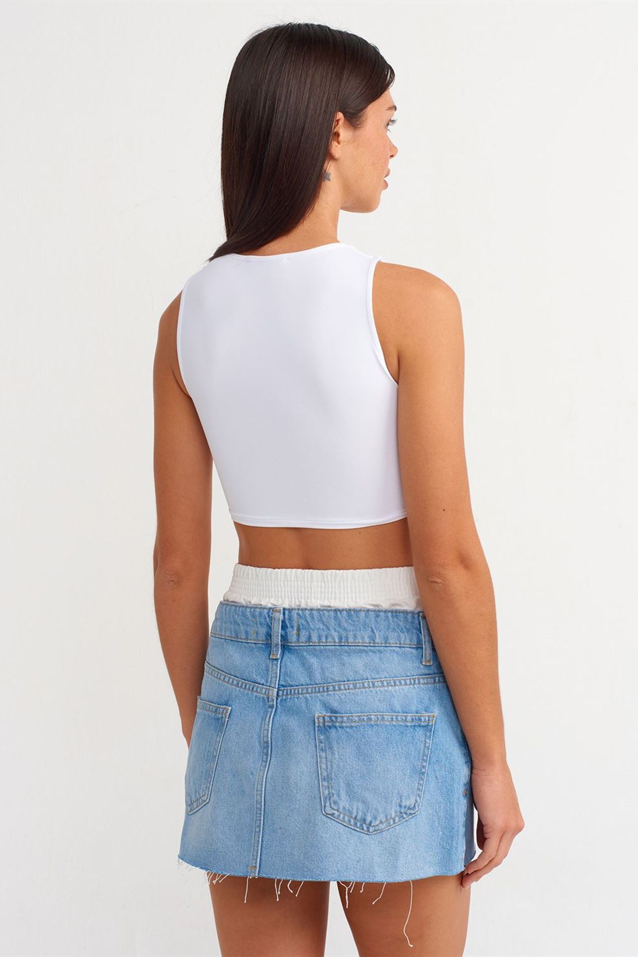 DILVIN Mid-Waist Destroyed Denim Mini Skirt 2