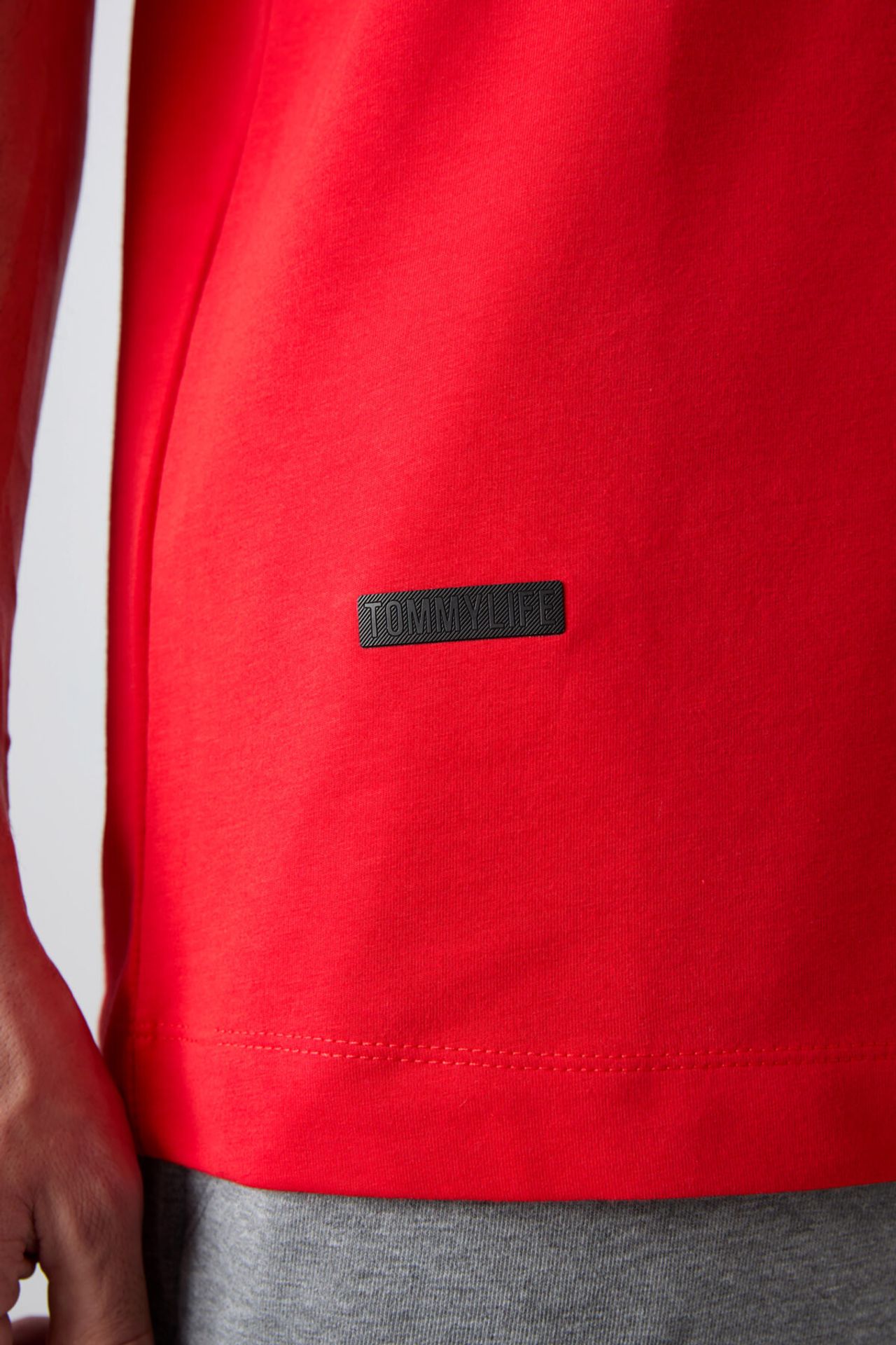 TOMMY Oversized Printed Crew Neck T-Shirt 4