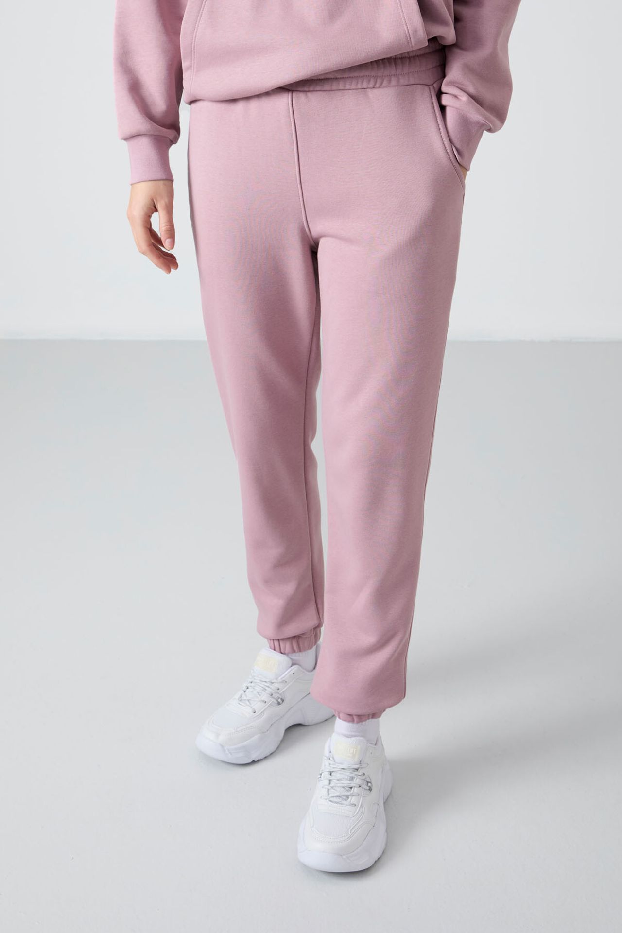 TOMMY Oversized Hooded Sweatshirt And Pants Set 6