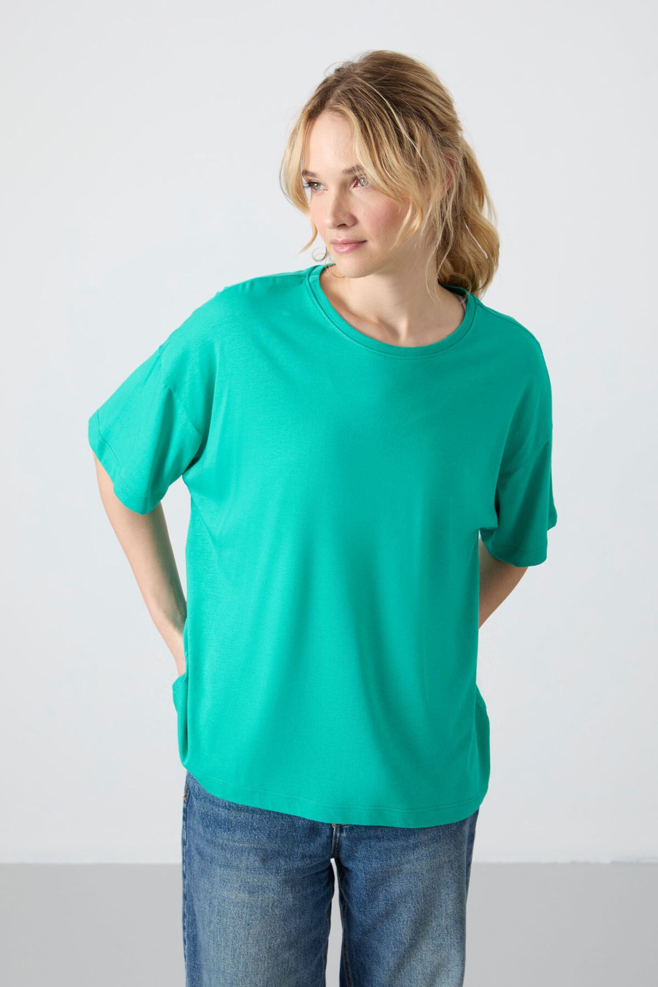 TOMMY Oversized Cotton-Modal Crew Neck T-Shirt 2