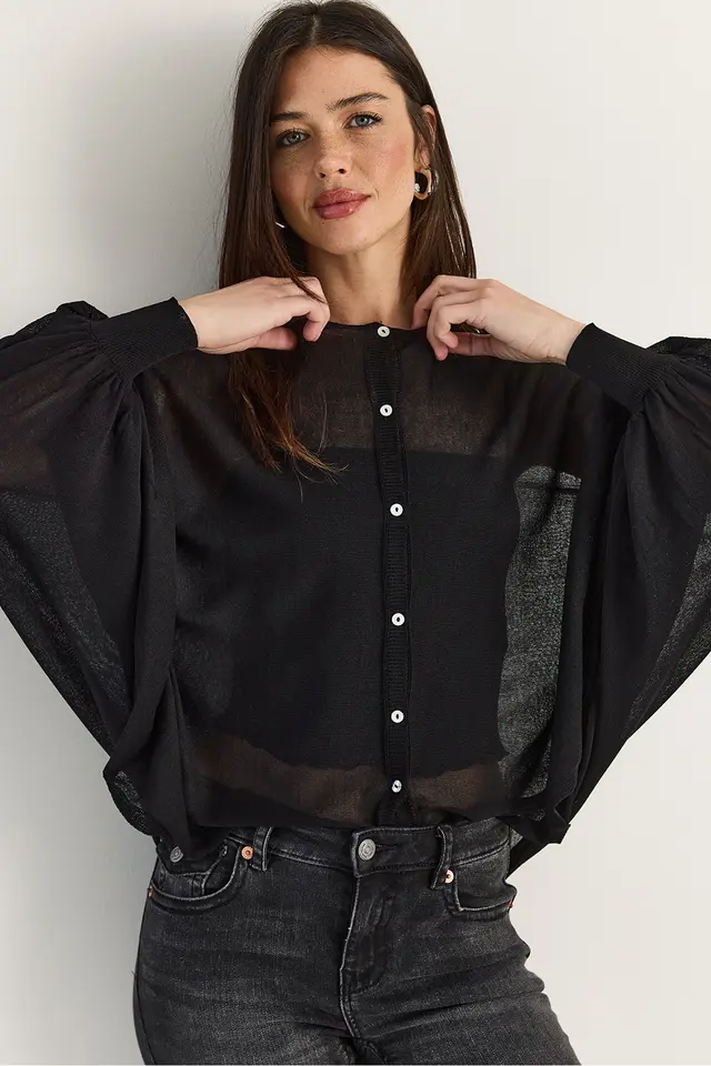 LUCCI Women's Blouse