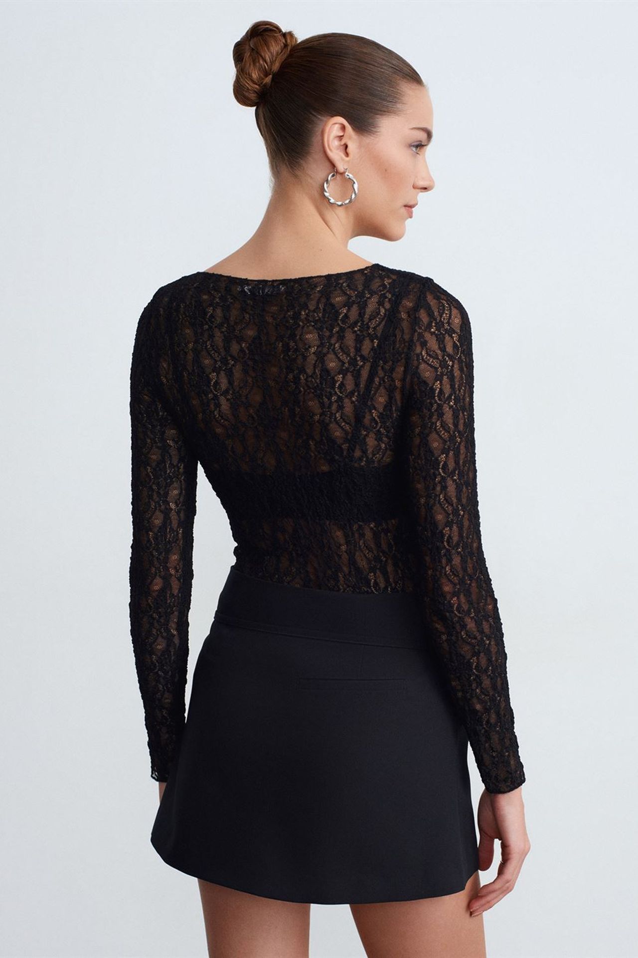 DILVIN Slim Fit Lace Boat Neck Blouse 2