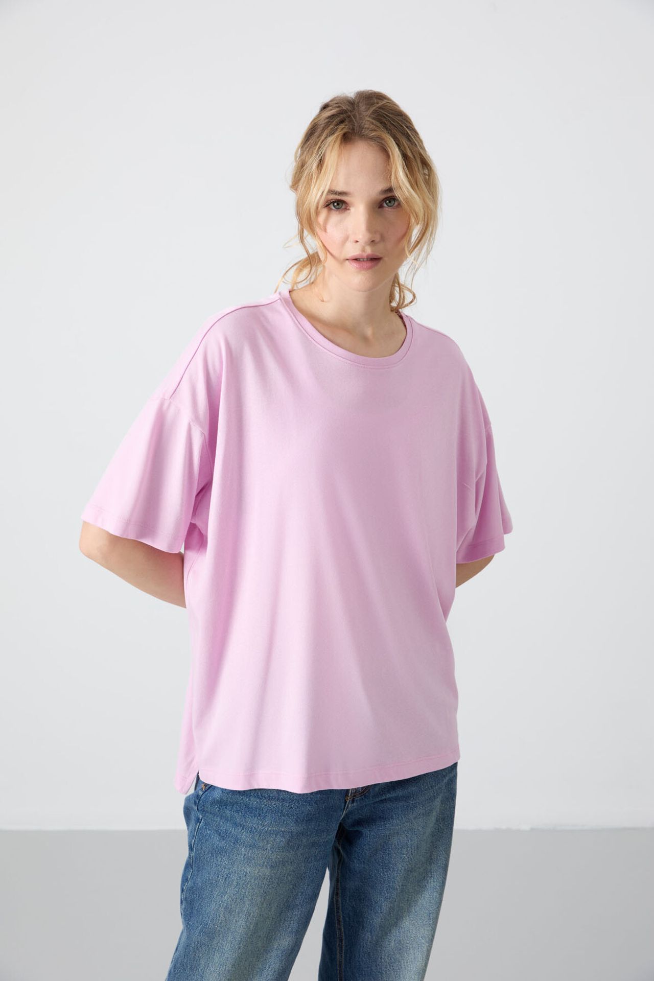 TOMMY Oversized Cotton-Modal Crew Neck T-Shirt 1