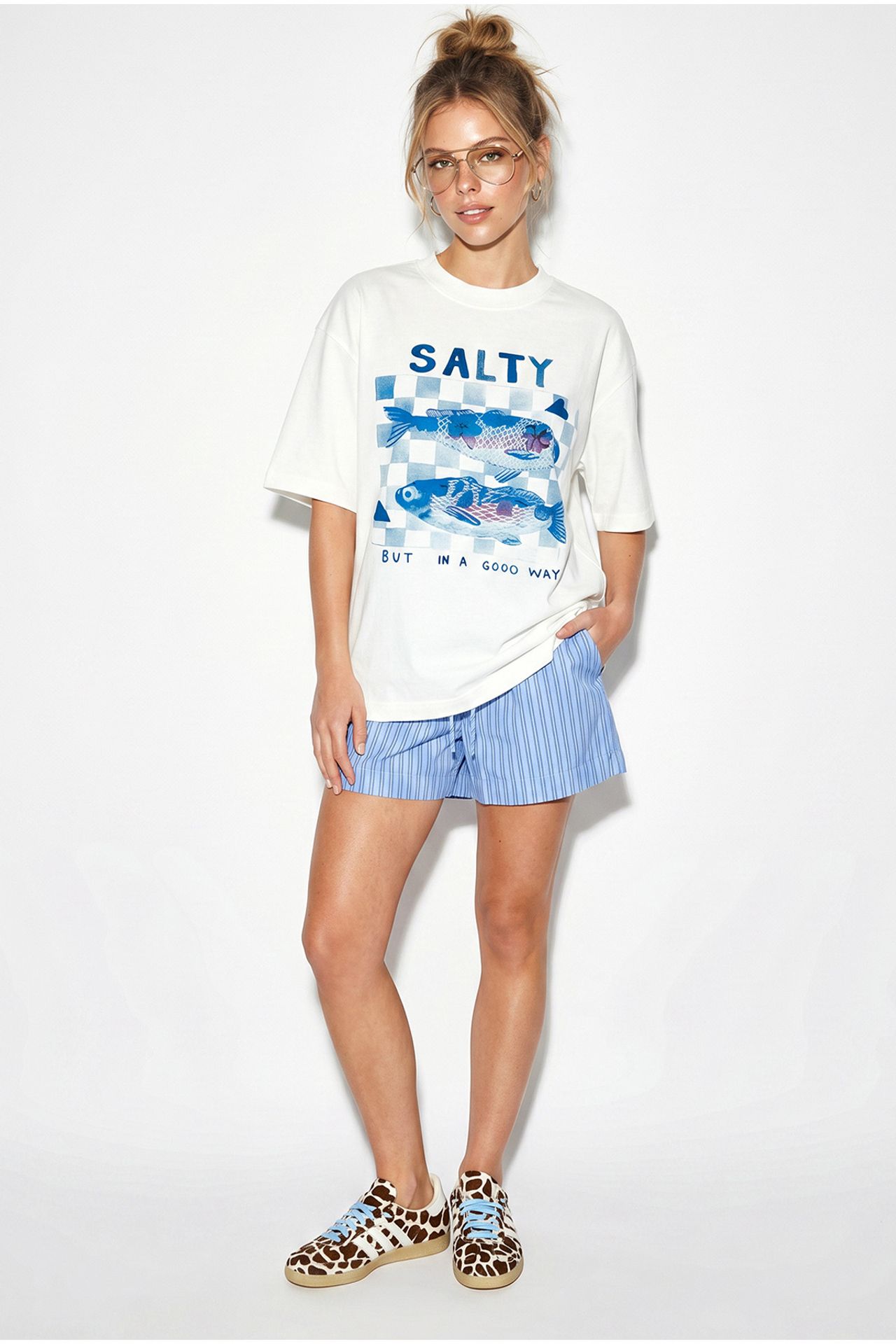 LUCCI Oversized Printed Crew Neck T-Shirt 2