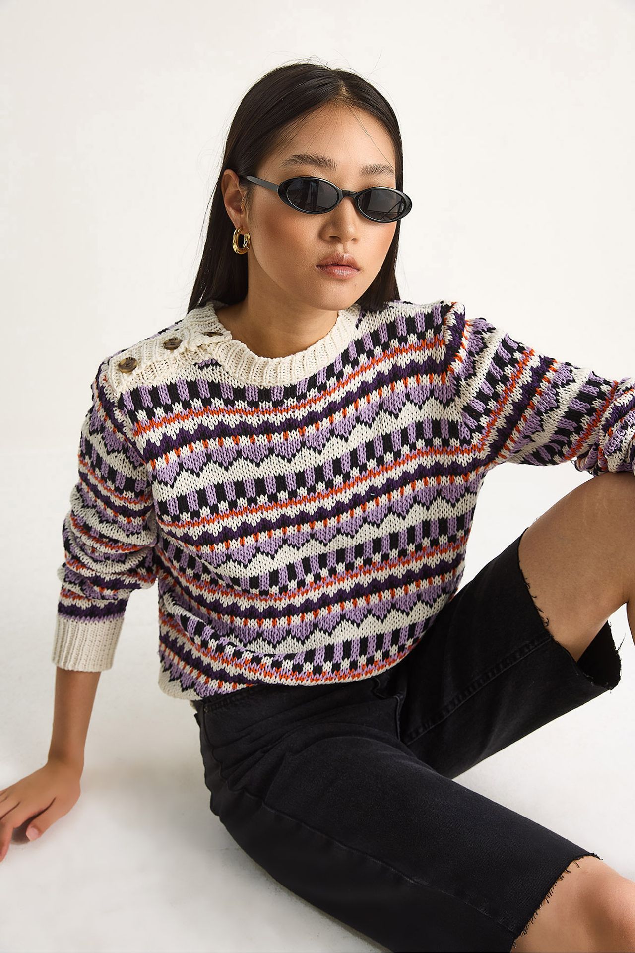 LUCCI Ethnic Patterned Knit Sweater 2