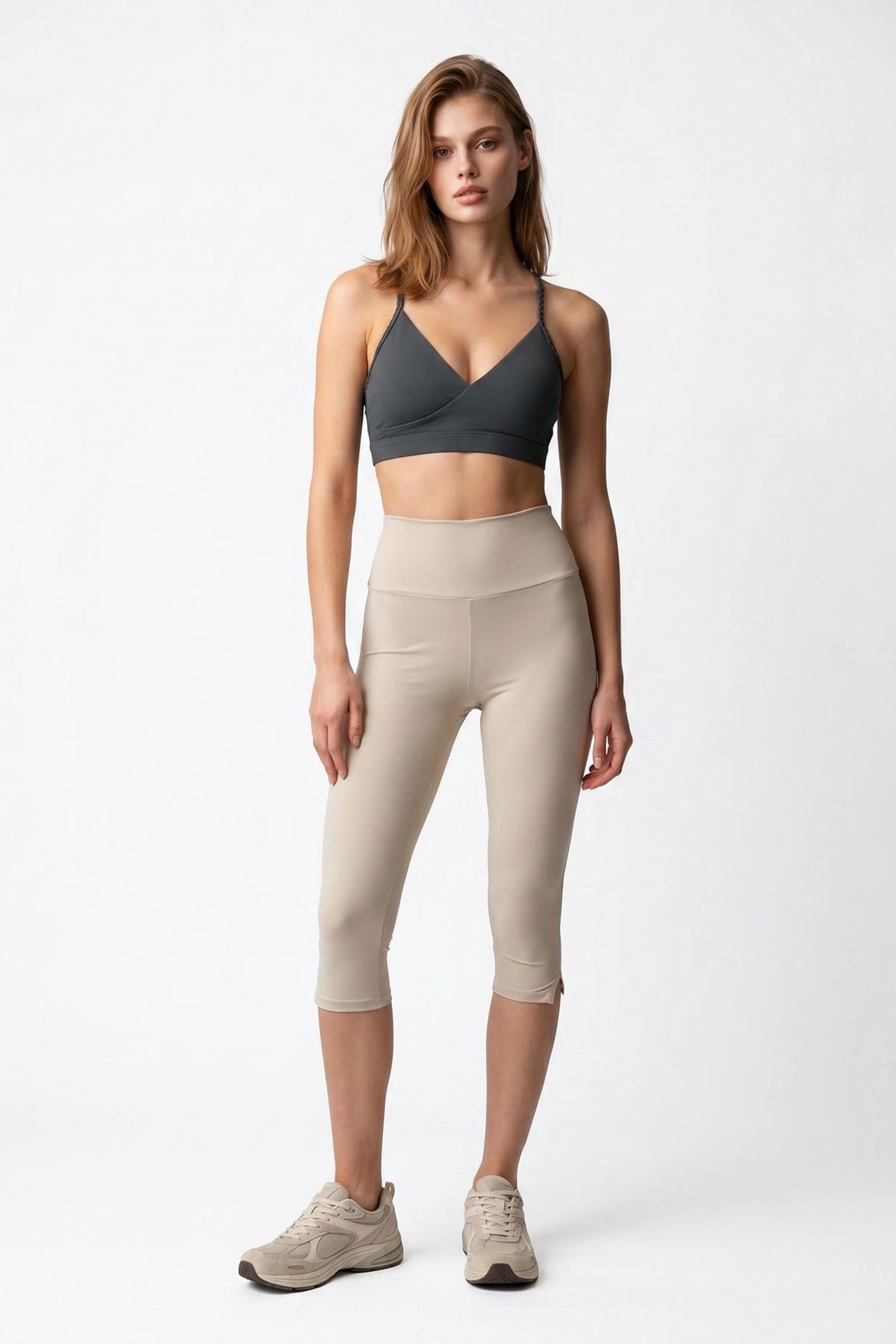MIXRAY High-Waist Capri Leggings With Slit 1