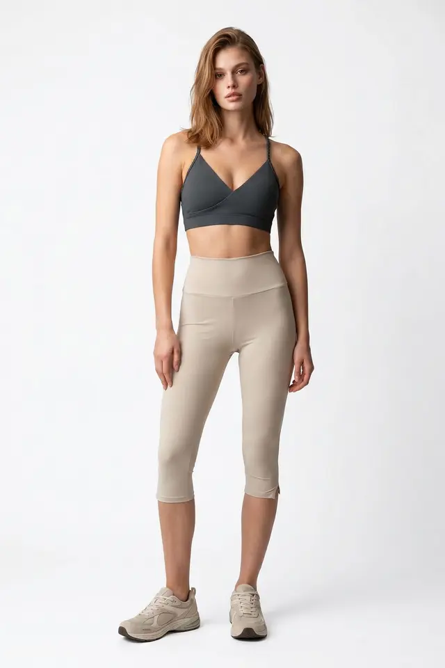MIXRAY High-Waist Capri Leggings With Slit