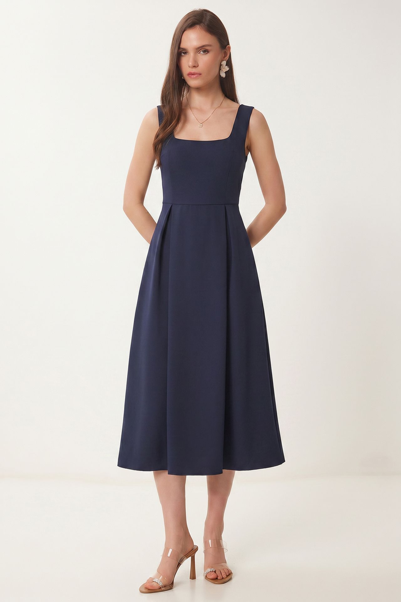 ISTANBUL Square Collar A-Form Midi Dress with Zipper Closure 2