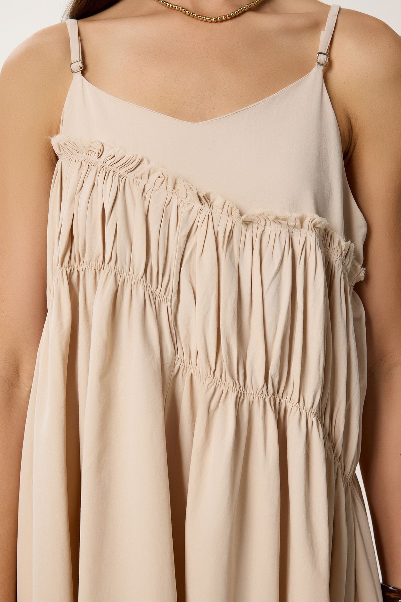 ISTANBUL Ruffled U Collar Midi Dress 4
