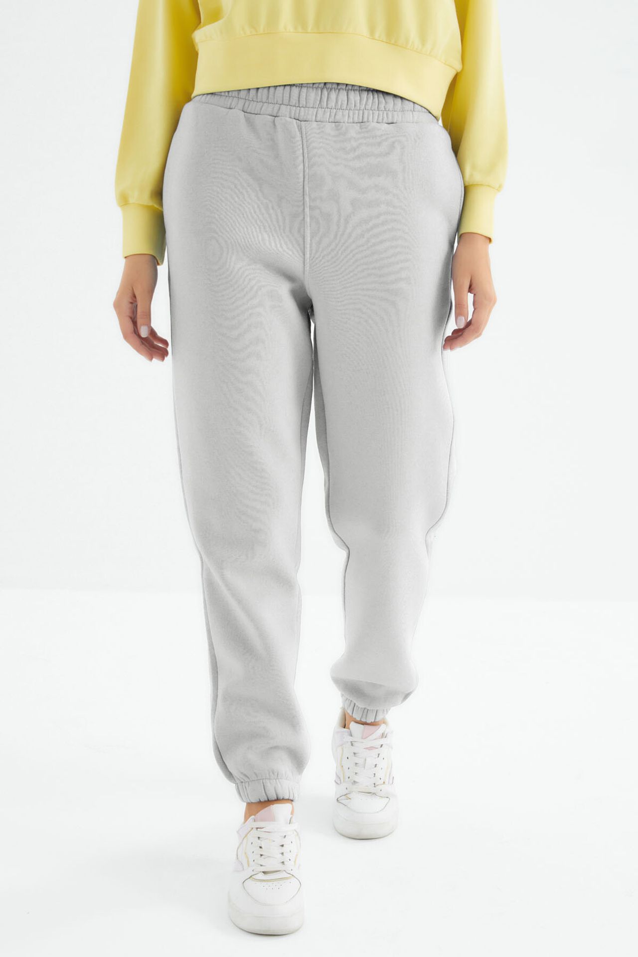 TOMMY Women's High-Waist Fleece Jogger Sweatpants 2