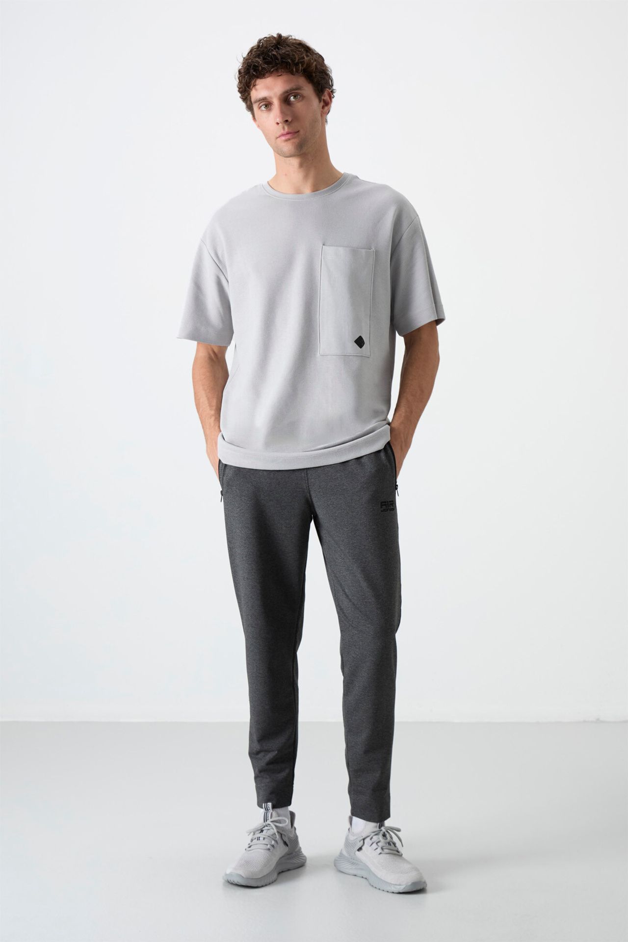 TOMMY Men's Solid Jogger Sweatpants 4