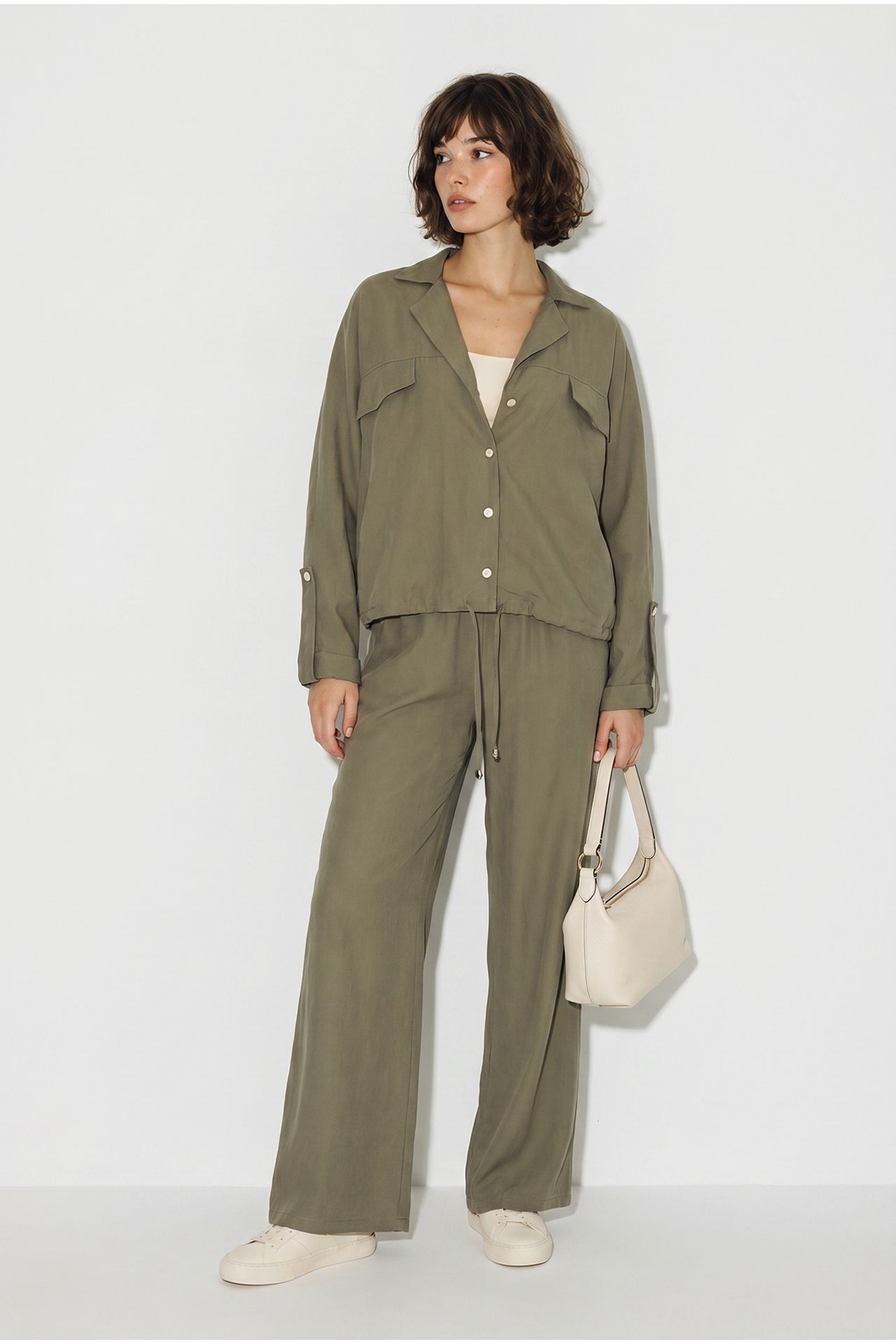 LUCCI Two-Piece Crepe Blouse And Wide-Leg Trousers 5