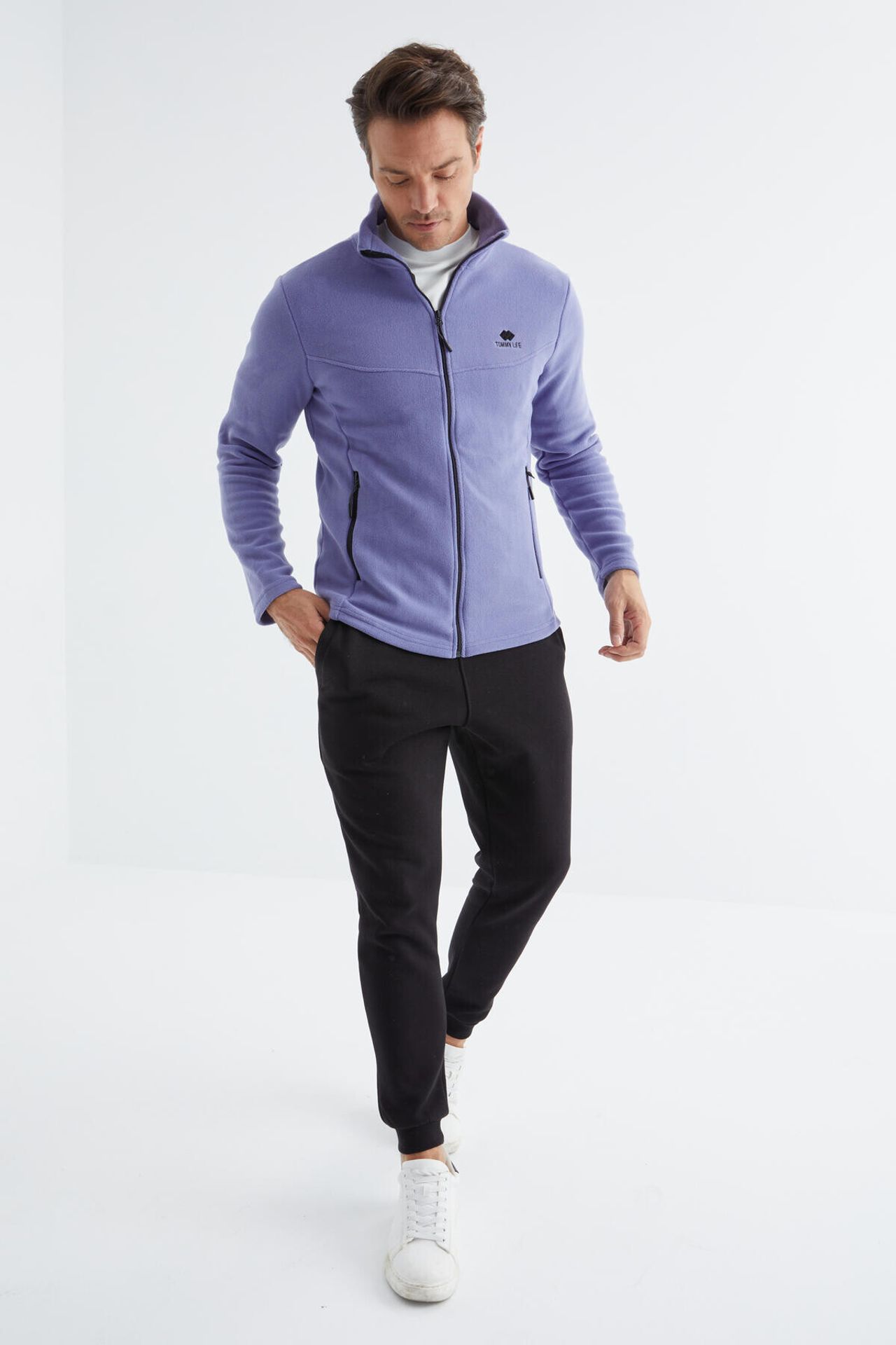 TOMMY Men's Plush Zip-Front Sweatshirt 6