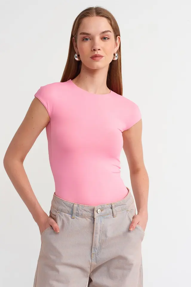 DILVIN Women's Slim Fit Crew Neck T-Shirt