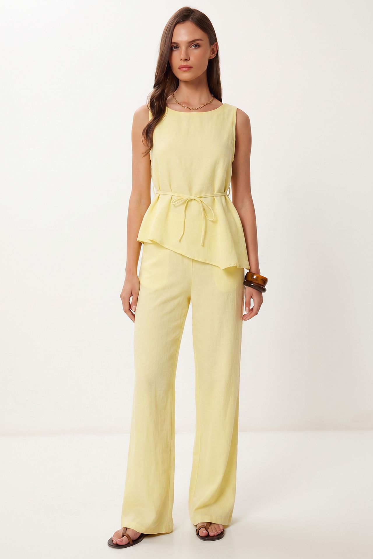 ISTANBUL Sleeveless Blouse And Wide-leg Trouser Coord 2