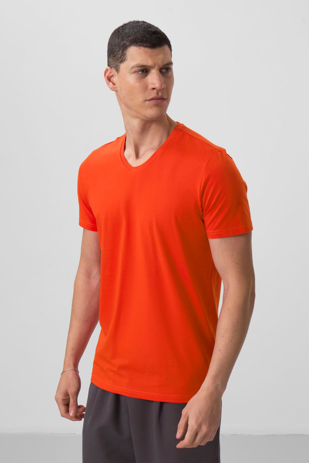 TOMMY Men's V-Neck Short Sleeve T-Shirt 4