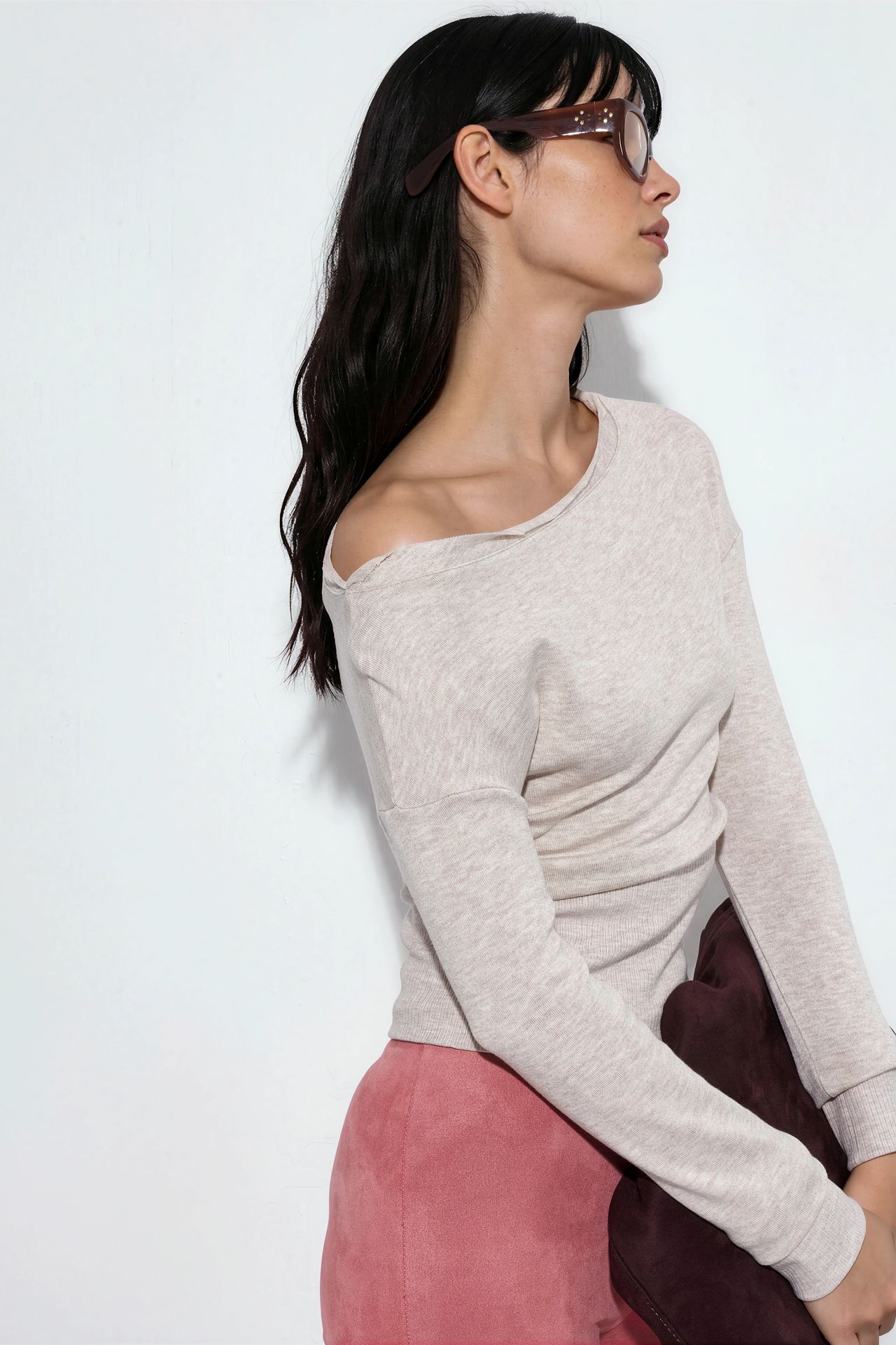 BUSEM Women's Cropped Ribbed Crew Neck Sweater 2