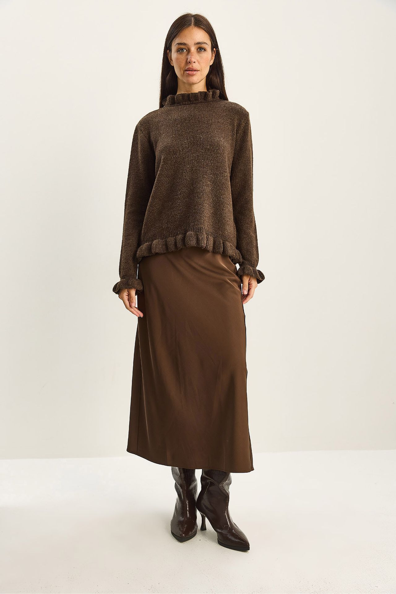 LUCCI Frilly Half-Turtleneck Button Knit Sweater 2