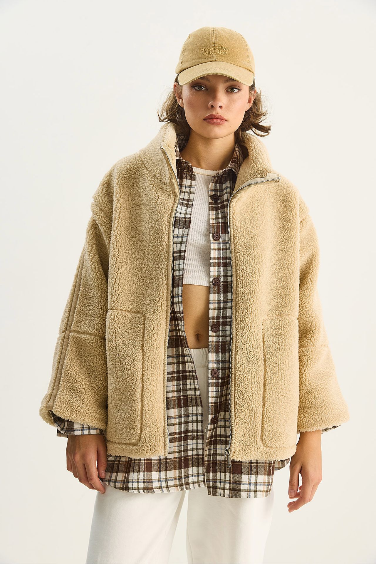 LUCCI Oversized Plush Jacket with Pockets 3