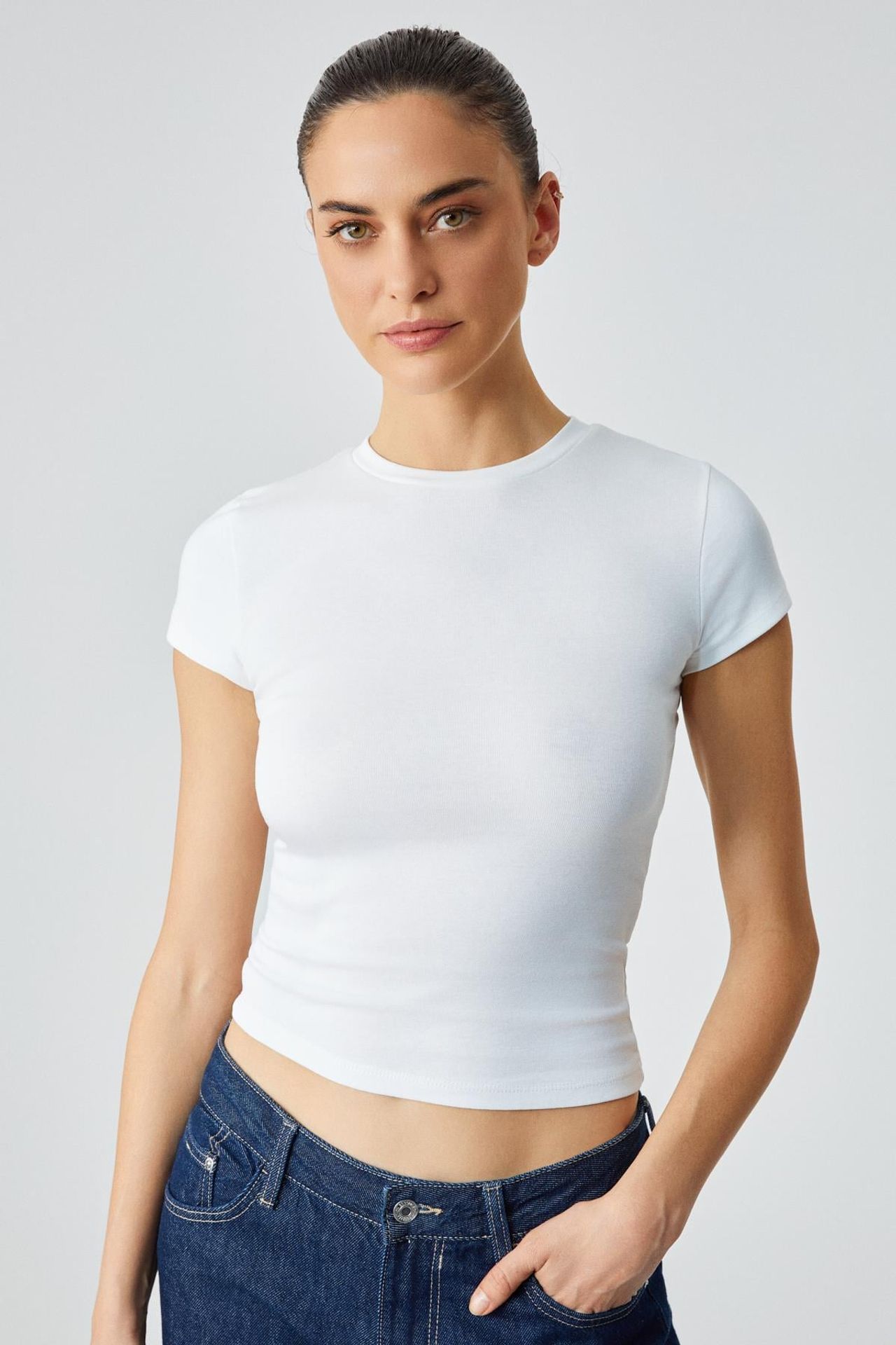 GRIMELANGE Slim Fit Crop Crew Neck T-Shirt 3