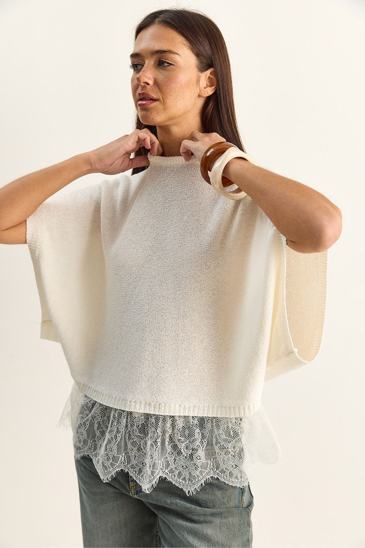 LUCCI Oversized Lace Knit Top With Half Turtleneck 1