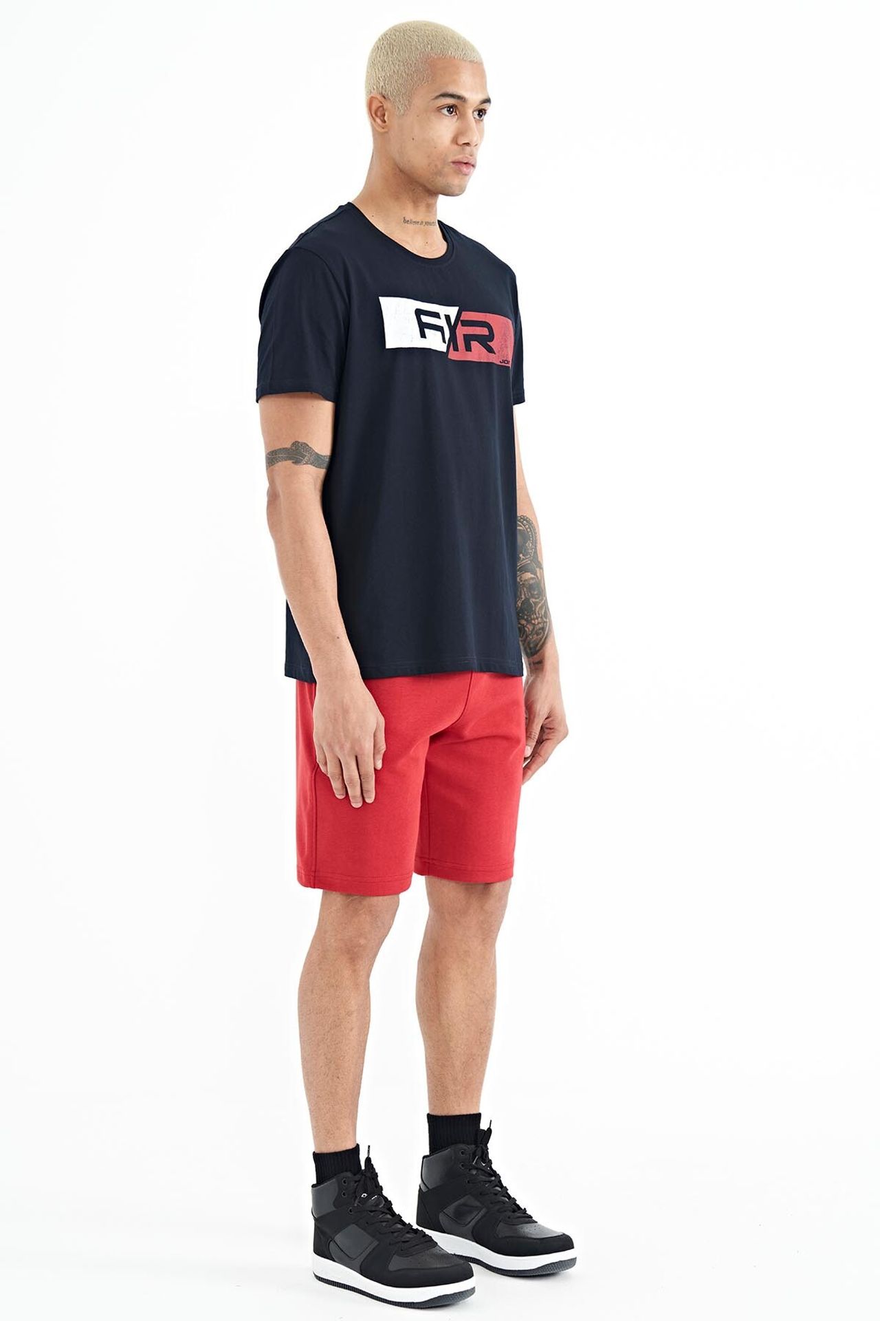 TOMMY Men's Printed Fleece Sweat Shorts 6