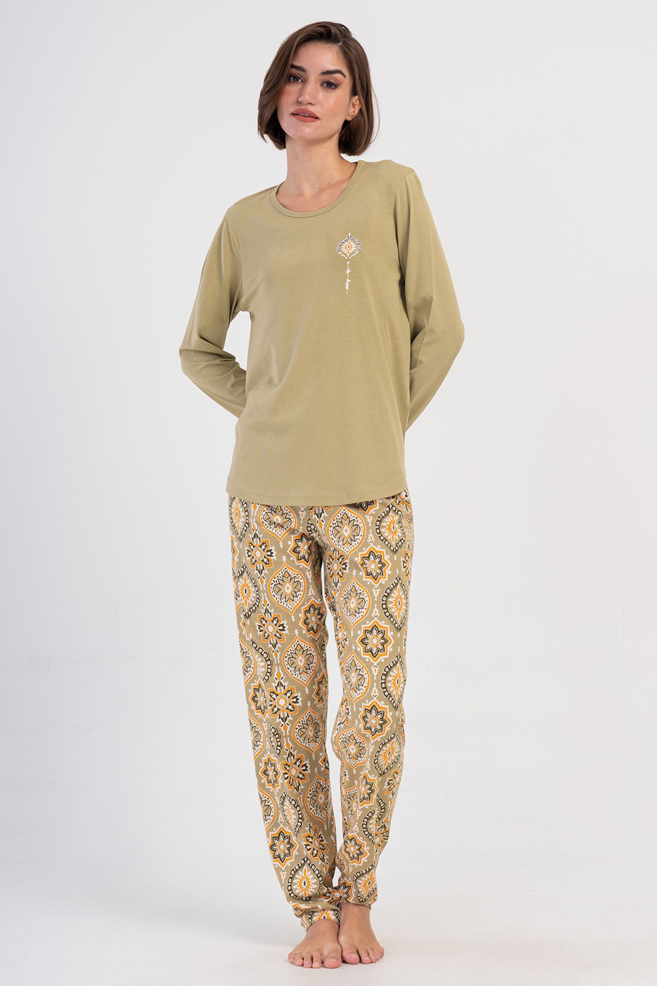 YAKE Uzun Kollu İki Parçalı Pijama Takımı 1