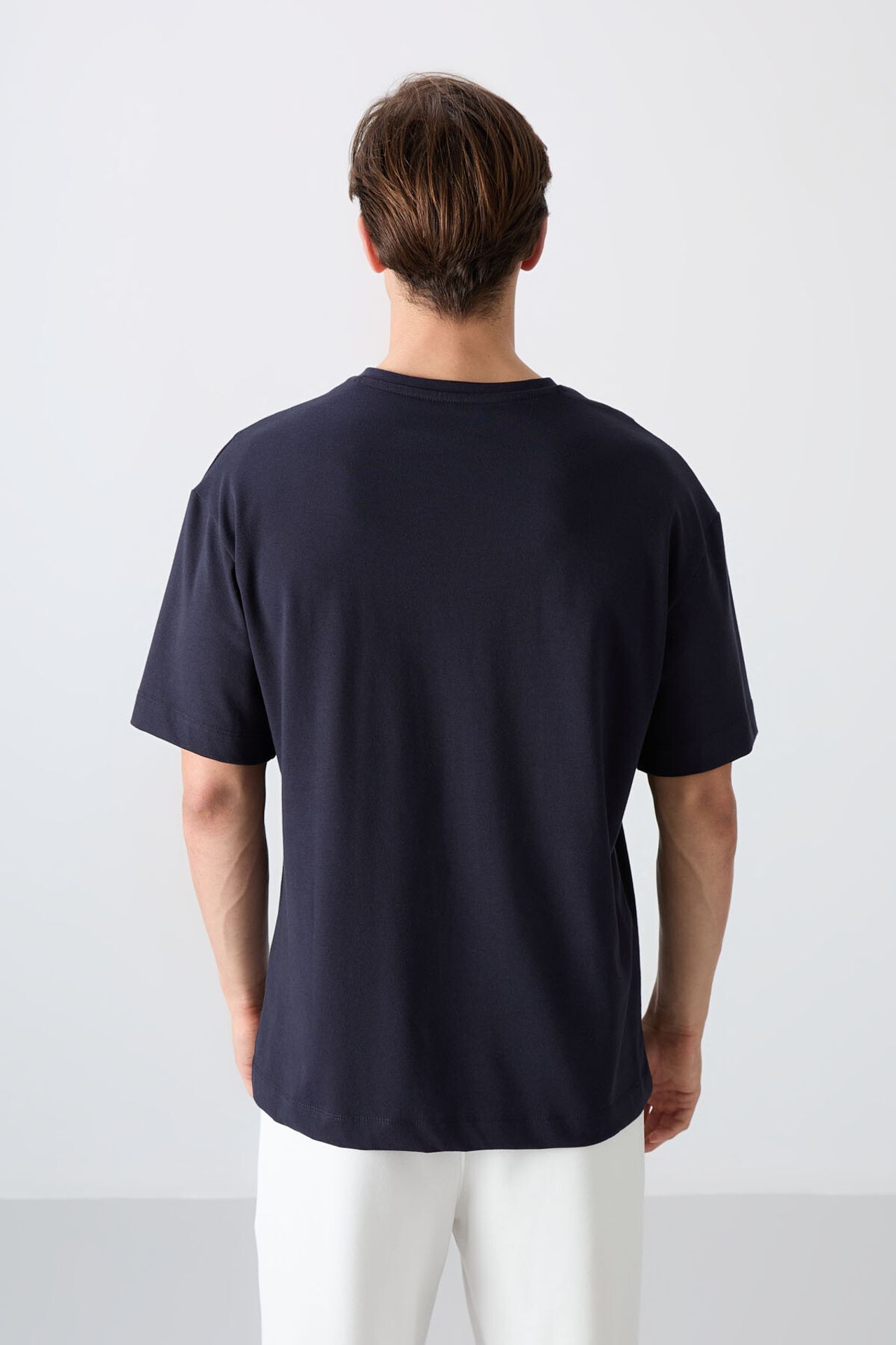 TOMMY Oversized Logo Patch Crew Neck T-Shirt 5