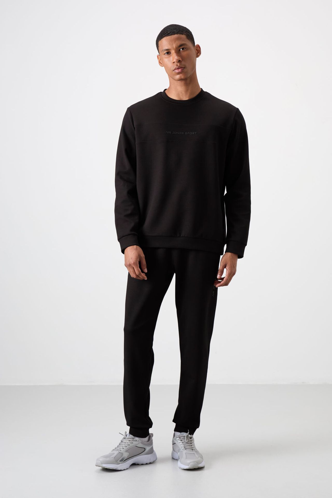 TOMMY Printed Fleece Sweatshirt And Pants Set 1